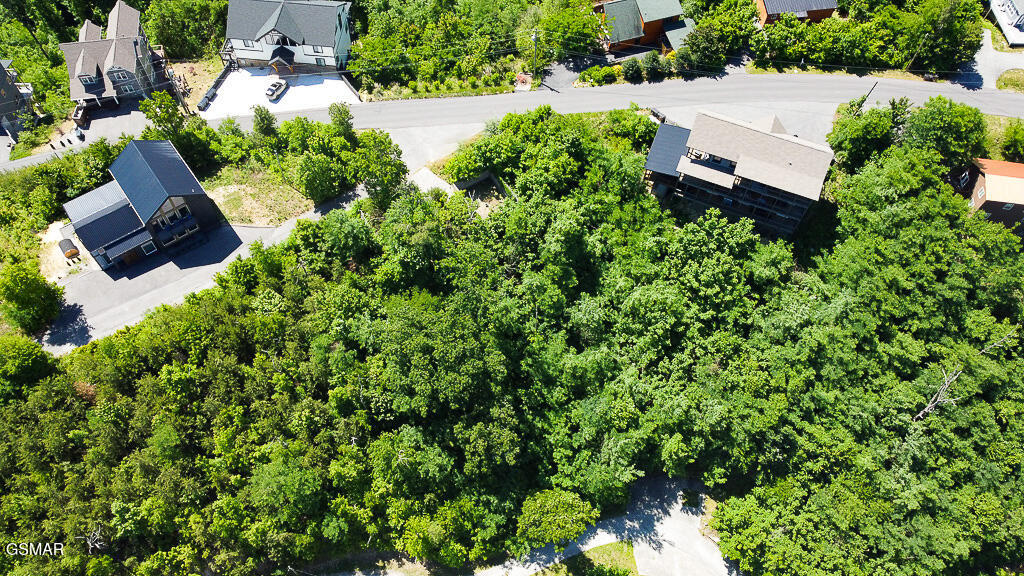 639 Pinecrest Drive Gatlinburg TN 37738