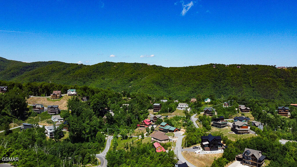 639 Pinecrest Drive Gatlinburg TN 37738