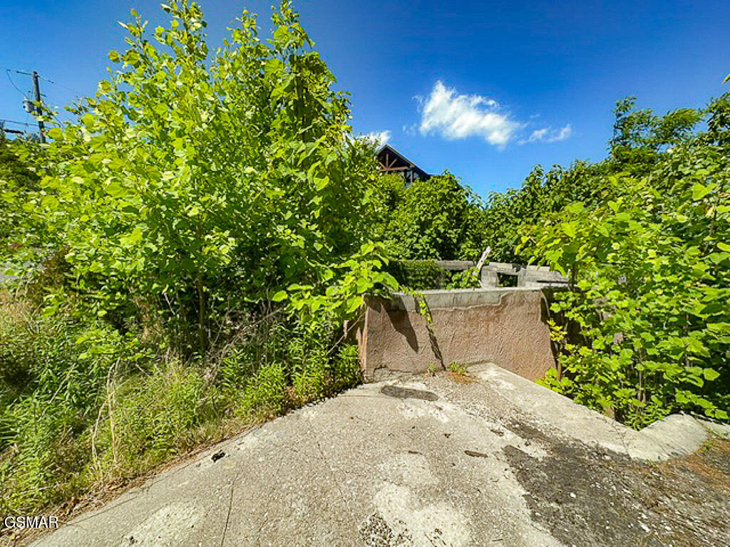 639 Pinecrest Drive Gatlinburg TN 37738