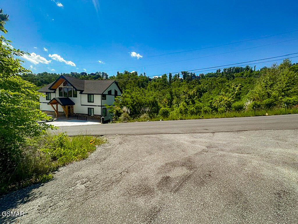 639 Pinecrest Drive Gatlinburg TN 37738