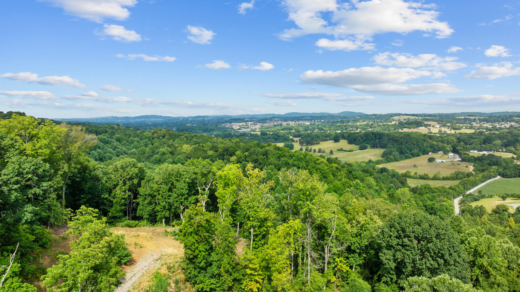 2345 Paradise Way Sevierville TN 37876
