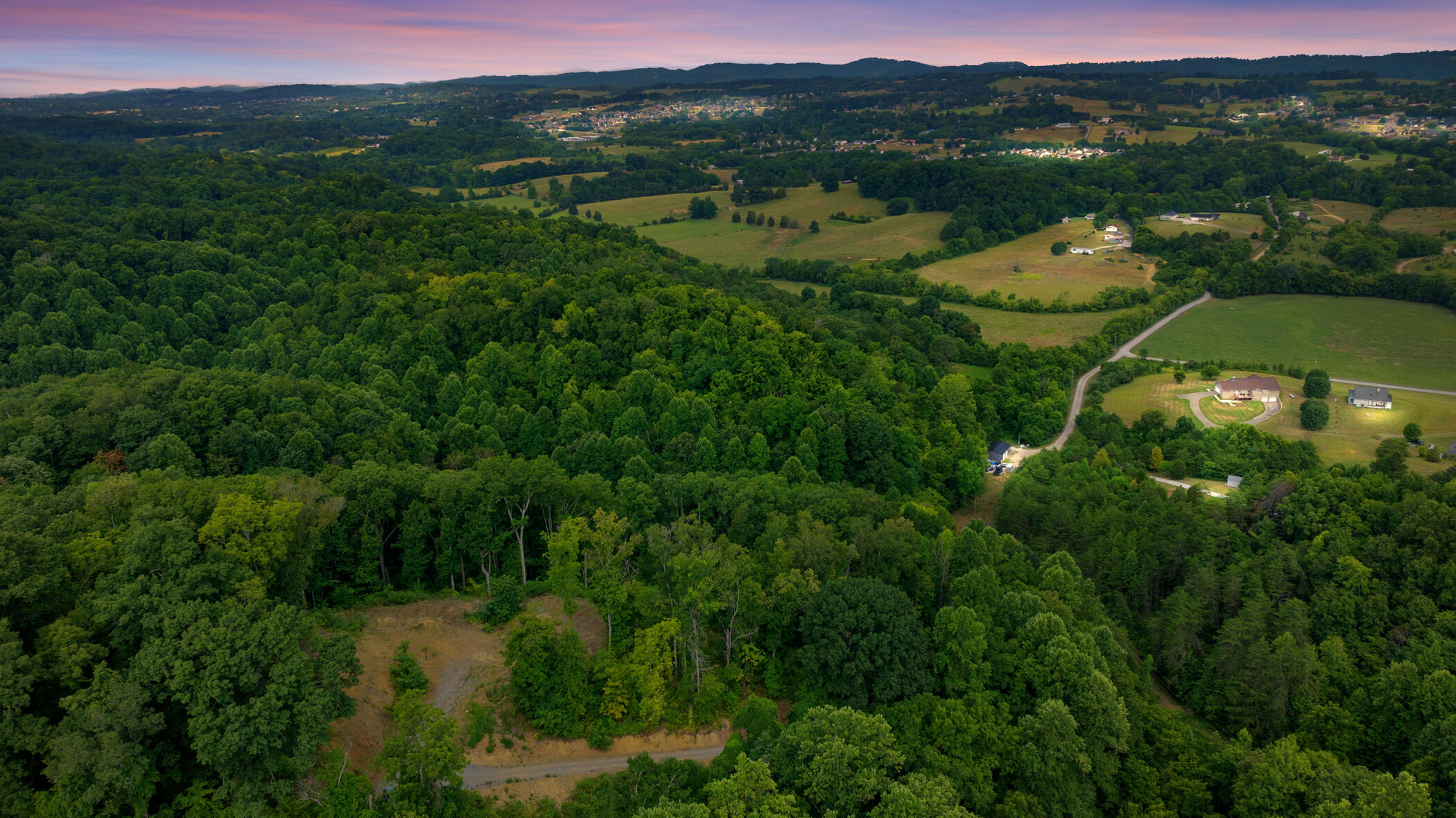 2345 Paradise Way Sevierville TN 37876