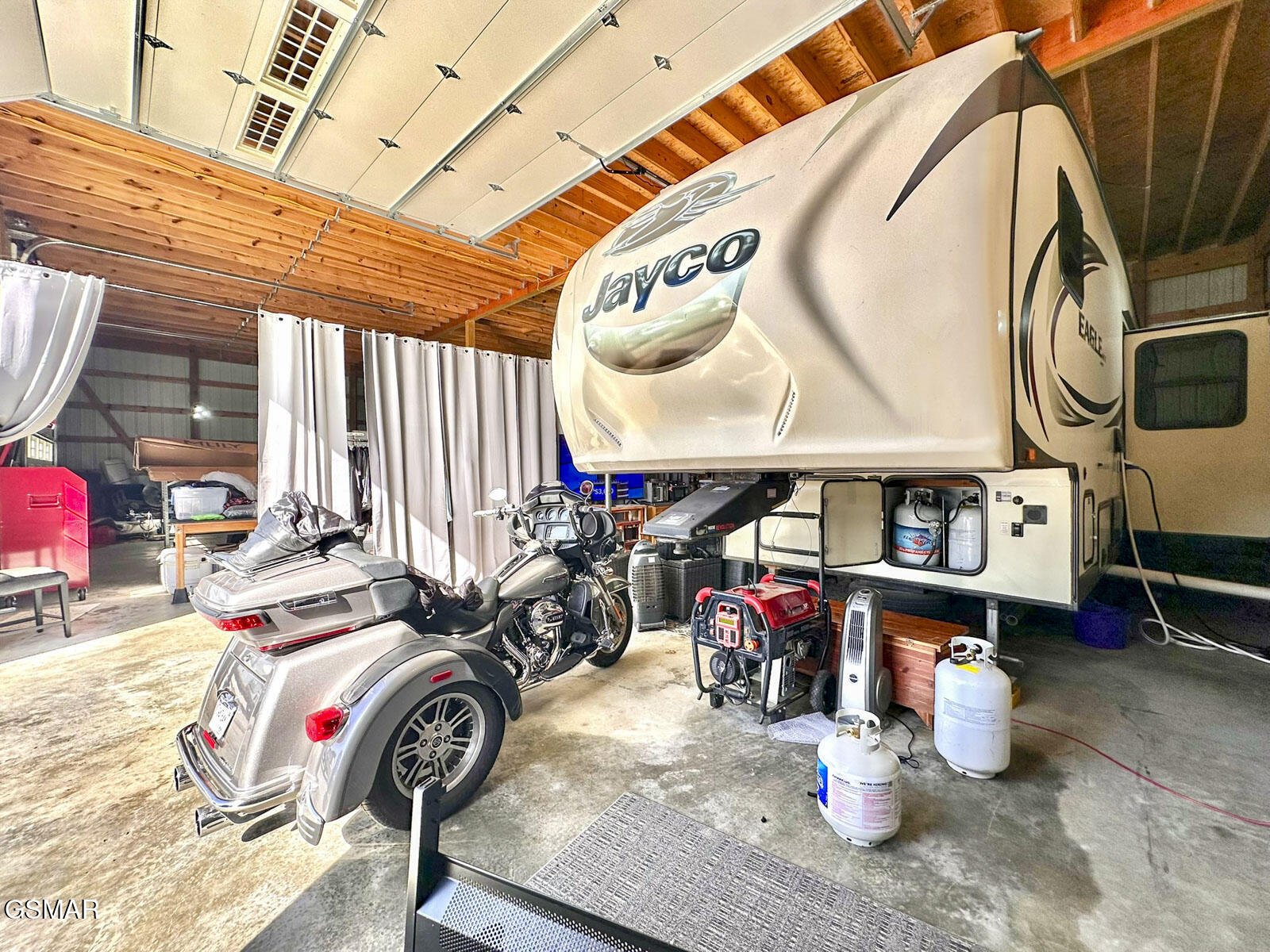 613 Ross Drive Dandridge TN 37725