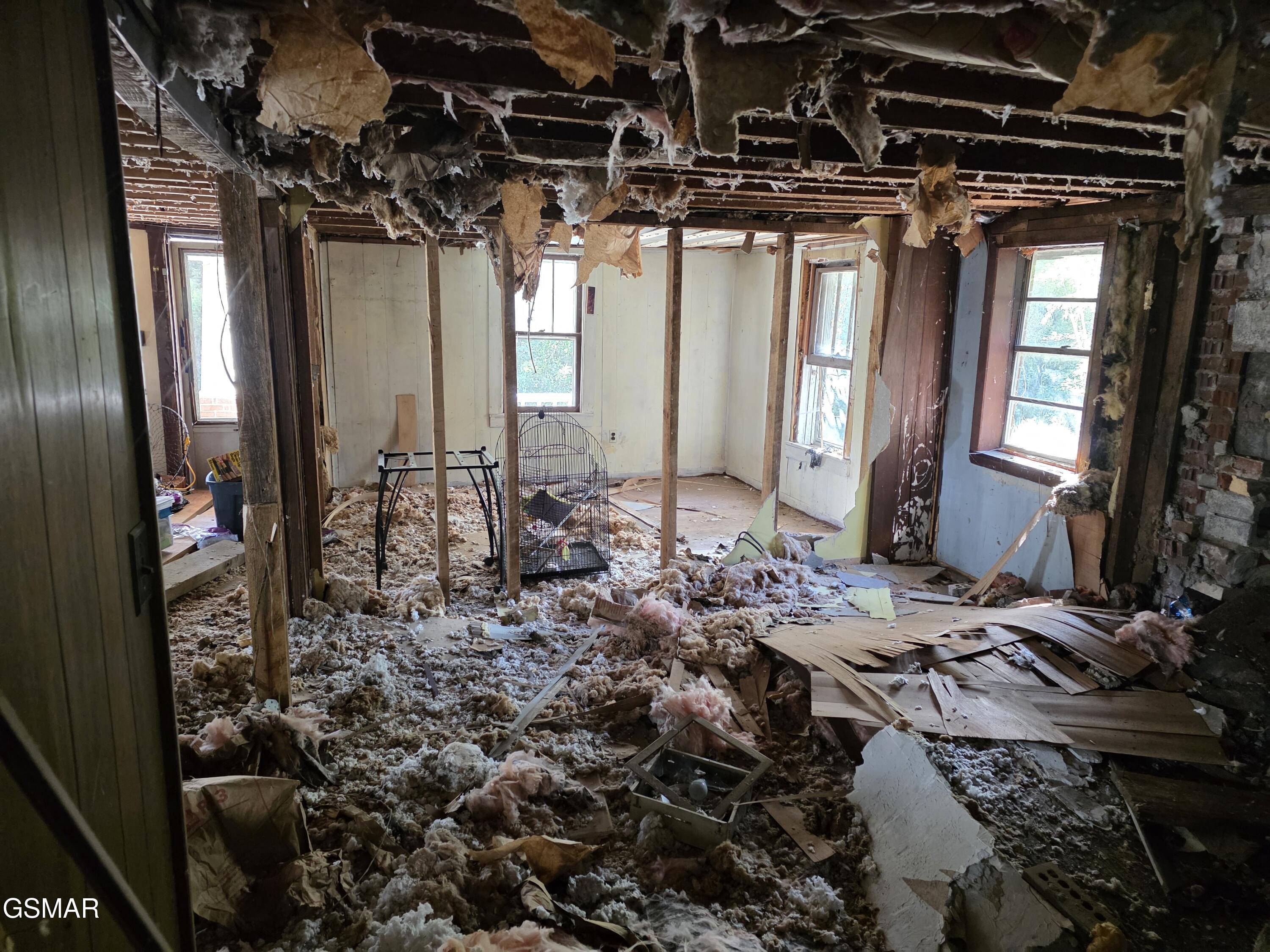 2534 Muddy Hollow Dandridge TN 37725