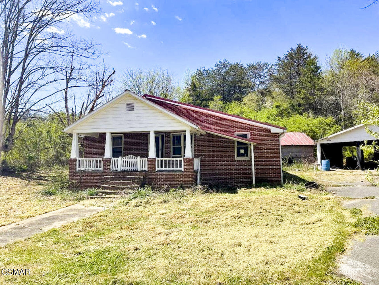 2534 Muddy Hollow Dandridge TN 37725