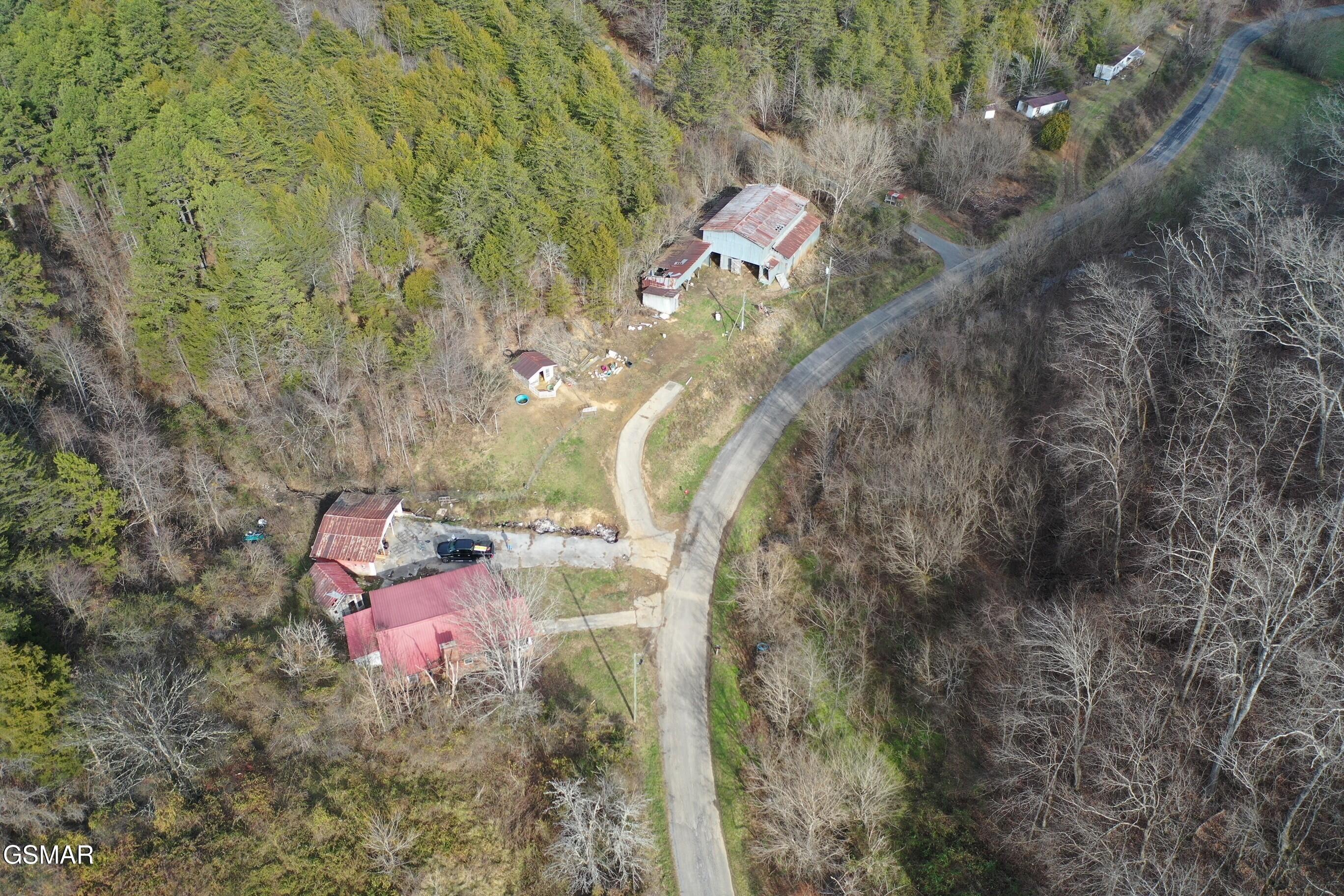 2534 Muddy Hollow Dandridge TN 37725