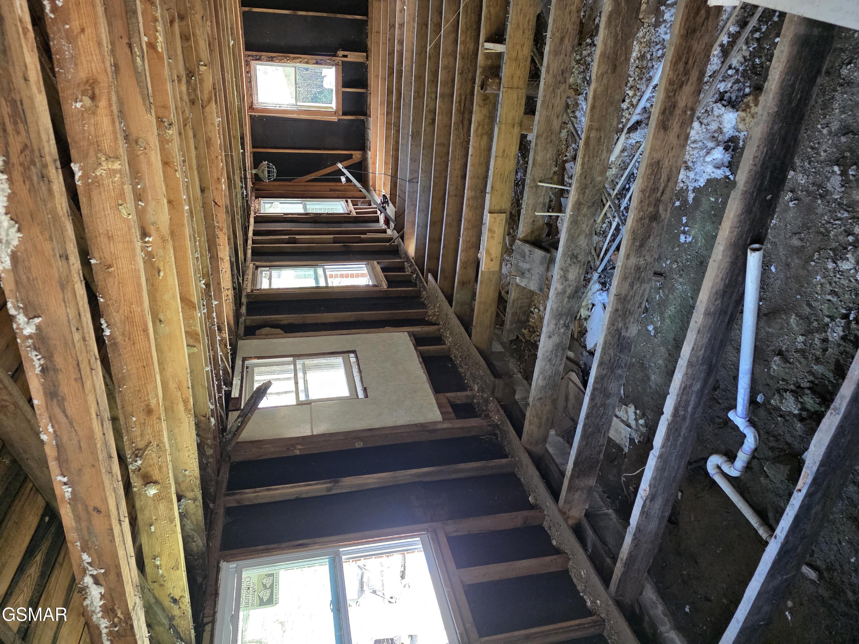 2534 Muddy Hollow Dandridge TN 37725