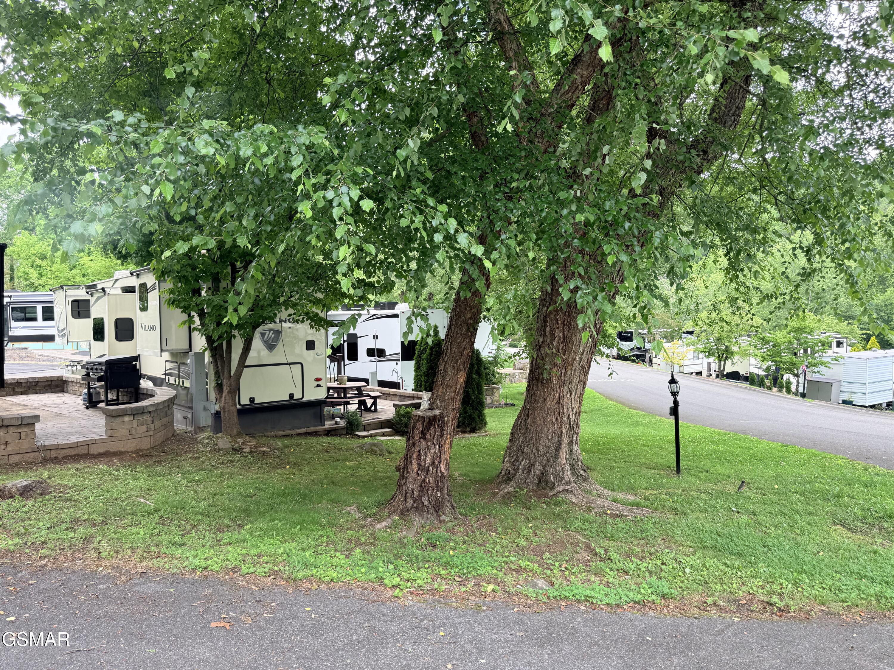 4229 E Parkway #051 Gatlinburg TN 37738