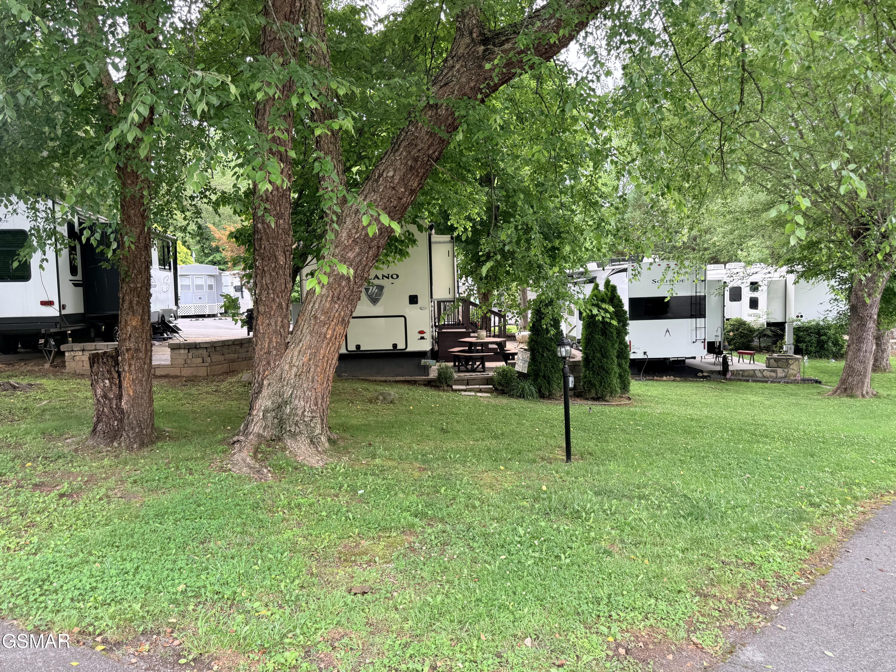 4229 E Parkway #051 Gatlinburg TN 37738