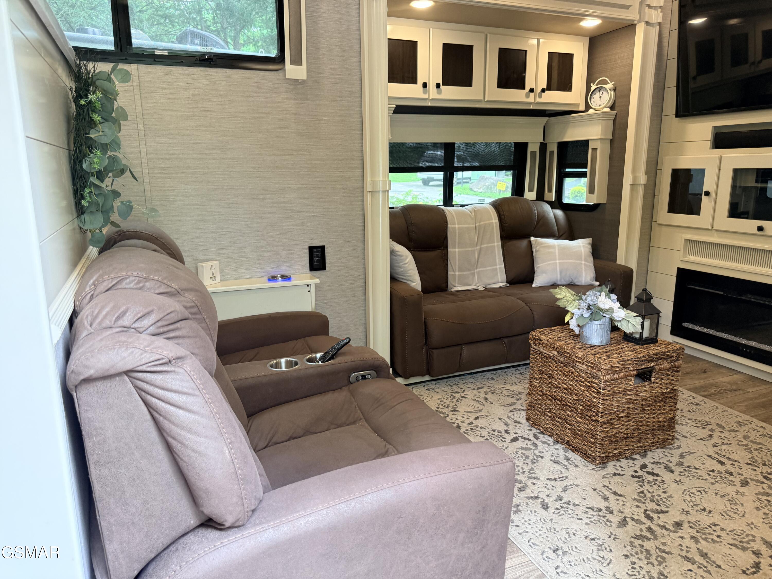 4229 E Parkway #051 Gatlinburg TN 37738