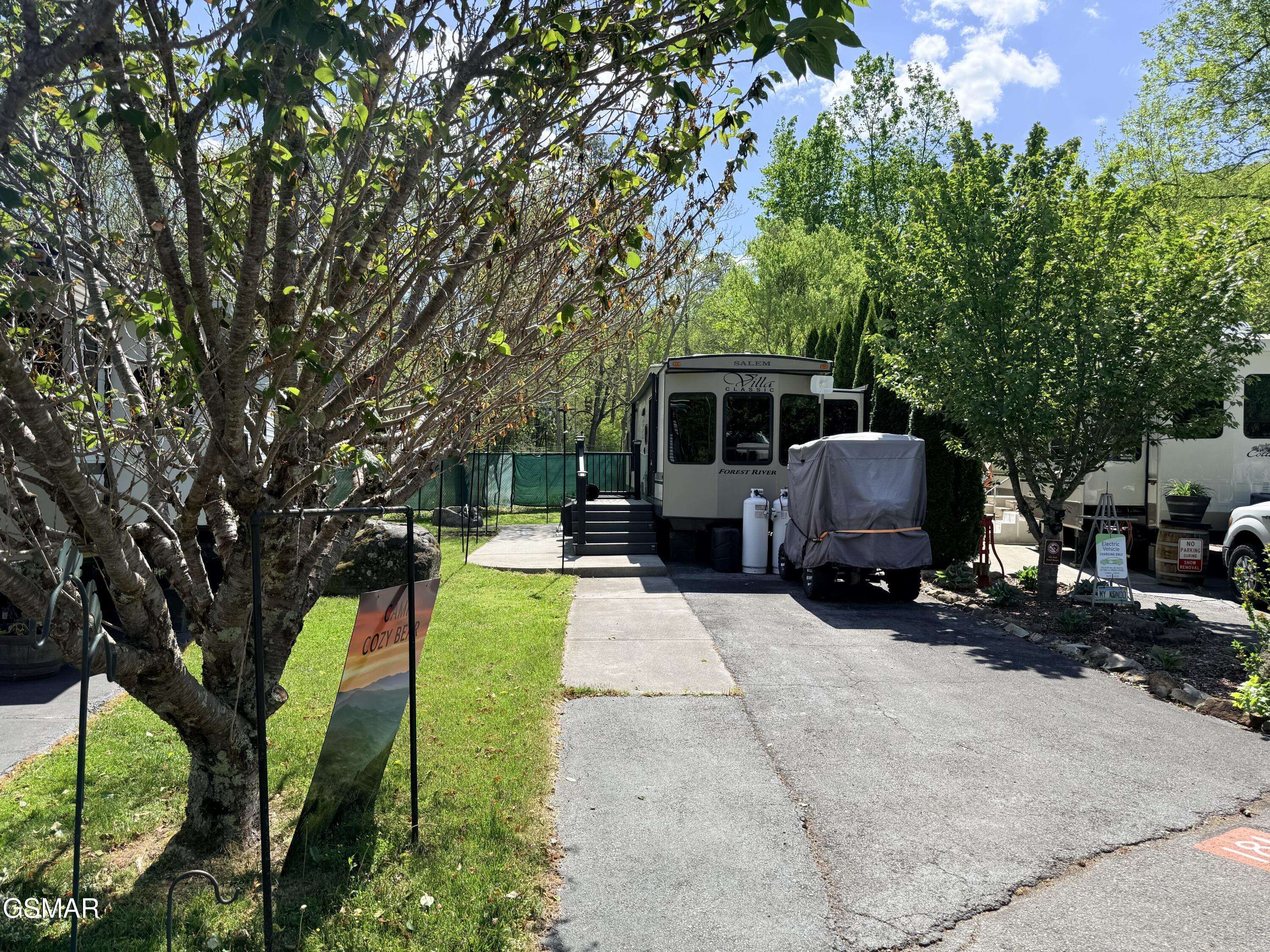 4229 E Parkway #181 Gatlinburg TN 37738