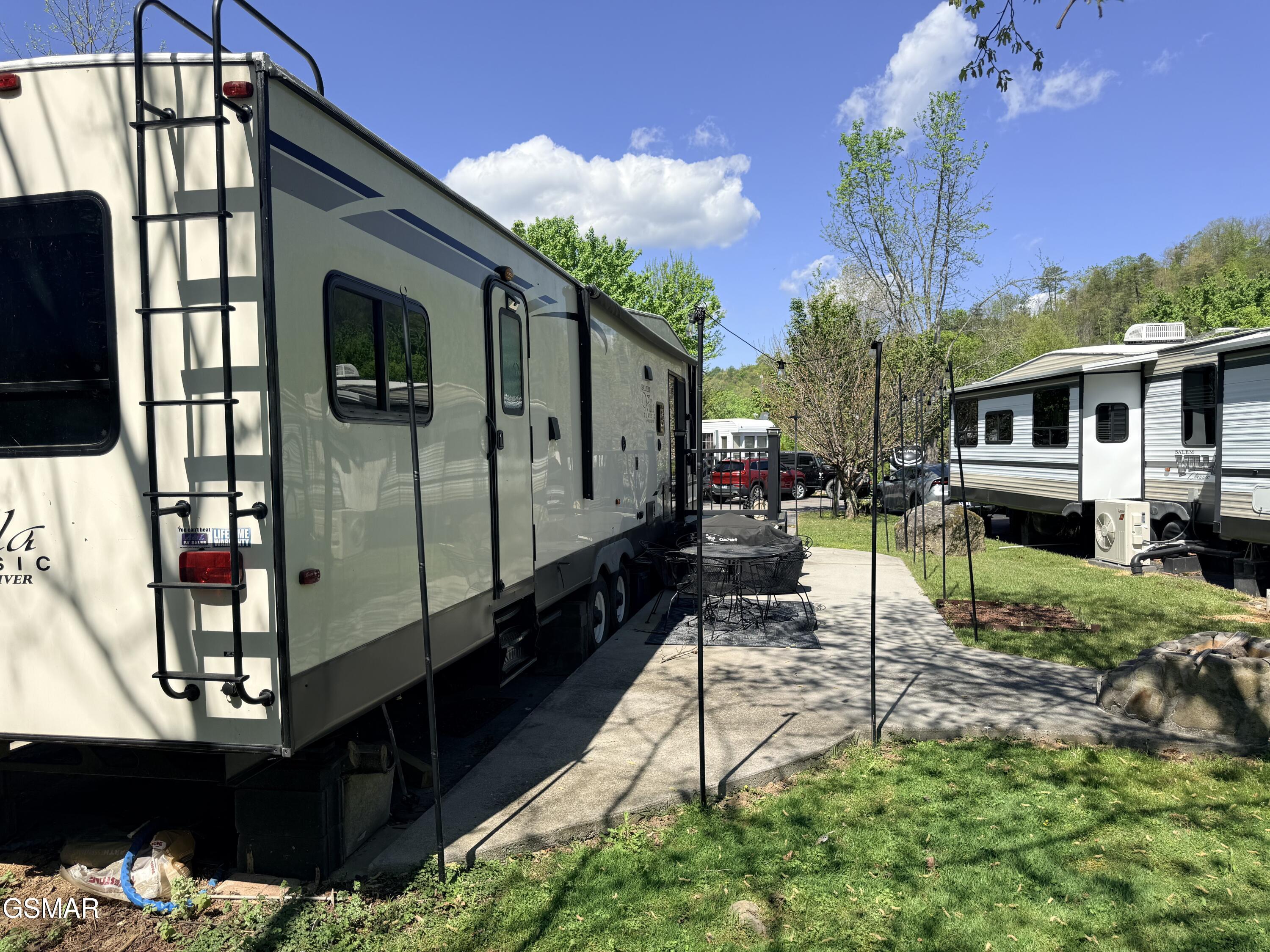 4229 E Parkway #181 Gatlinburg TN 37738