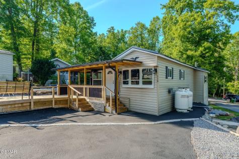 5355 East Parkway Cosby TN 37722
