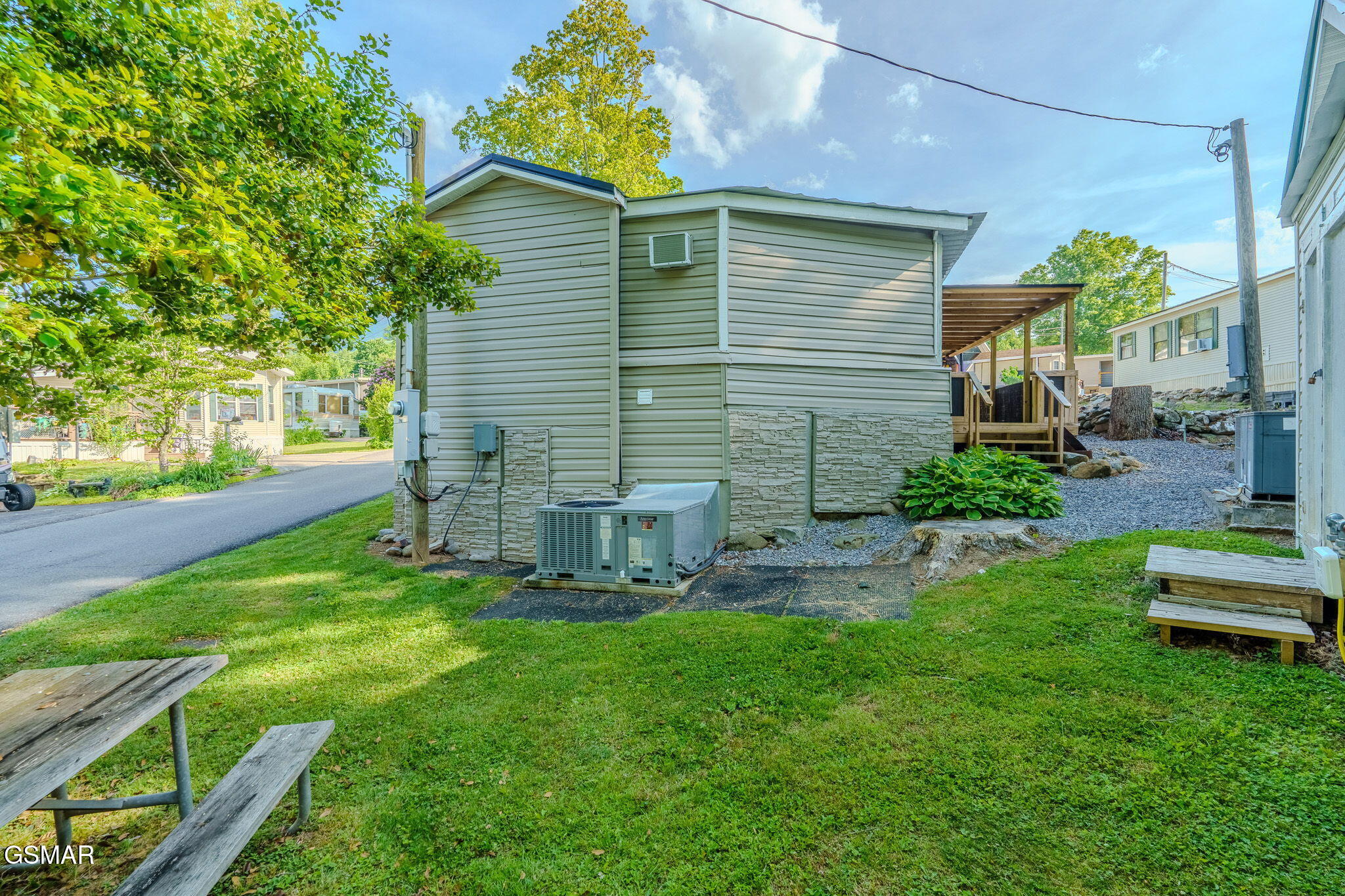 5355 East Parkway Cosby TN 37722