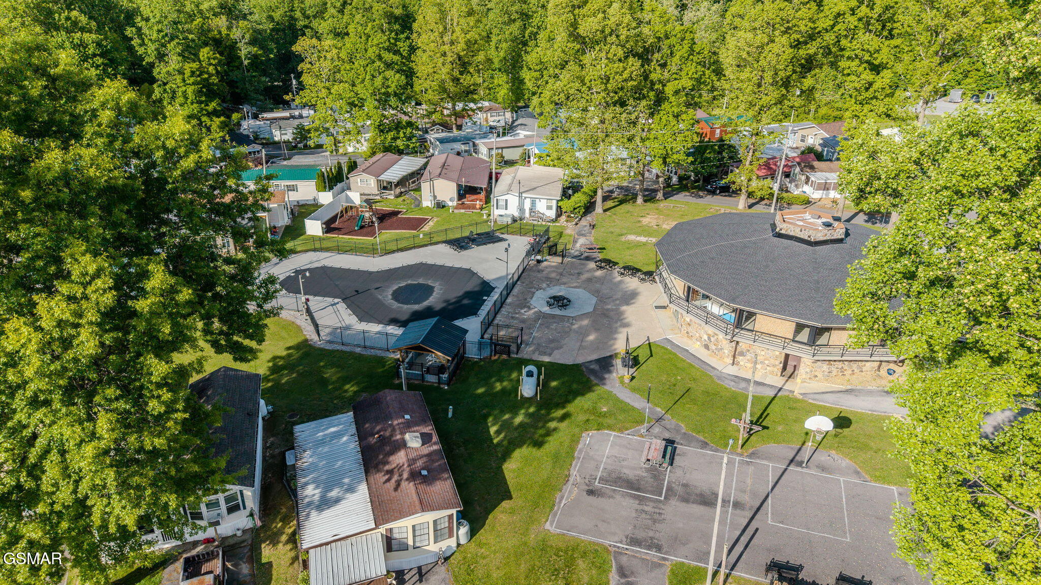 5355 East Parkway Cosby TN 37722