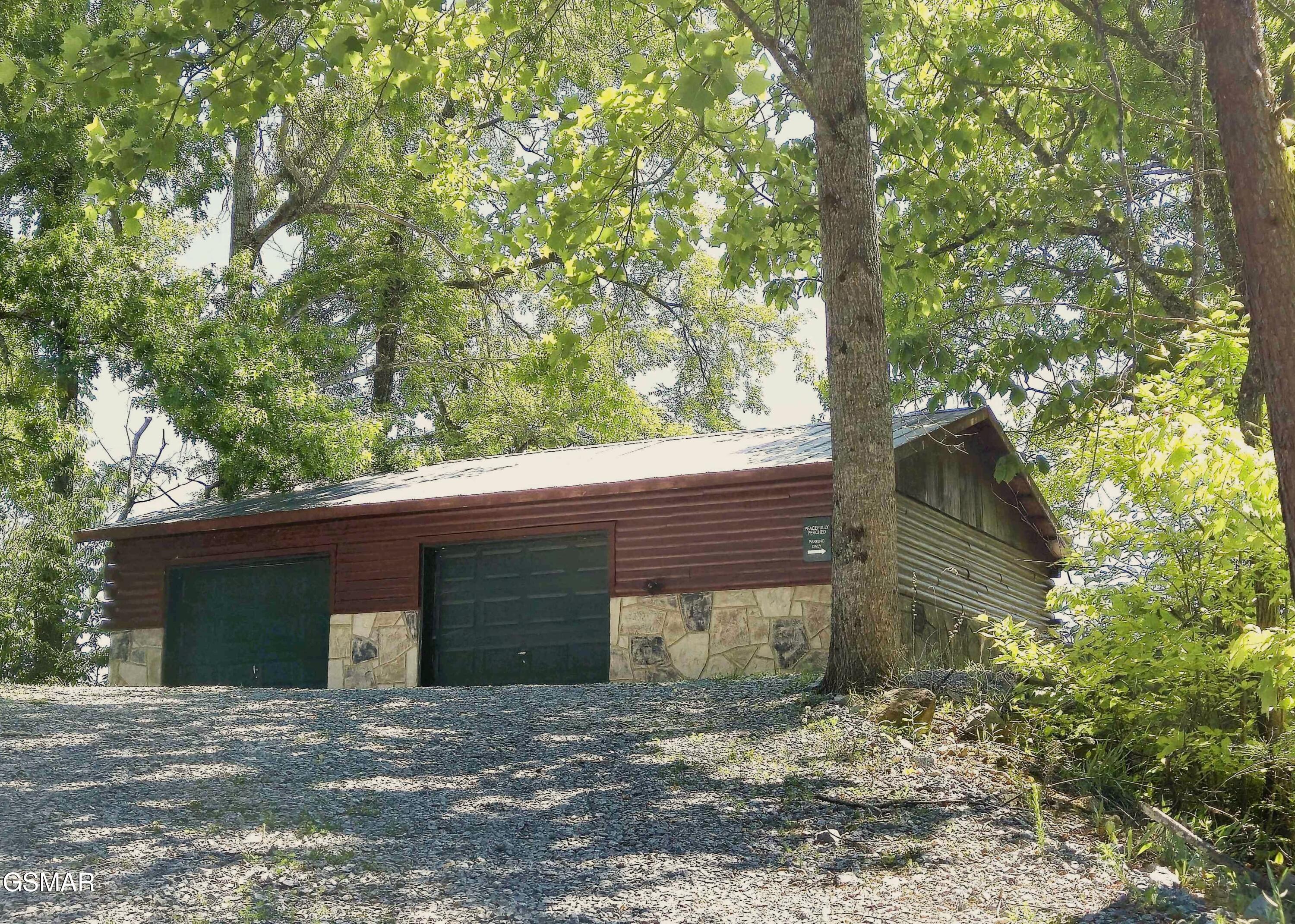 2759 Hatcher Mountain Road Sevierville TN 37862