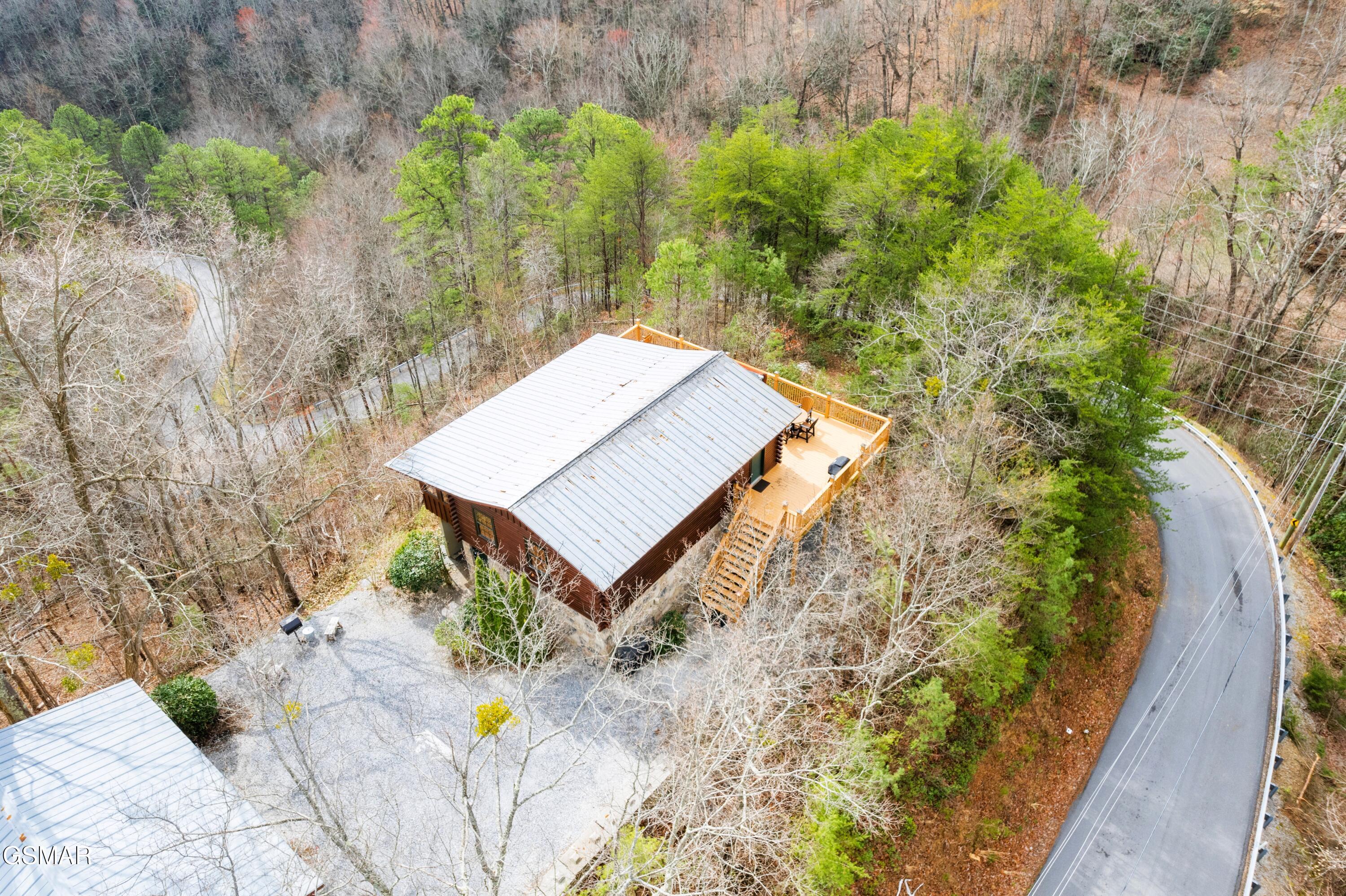 2759 Hatcher Mountain Road Sevierville TN 37862