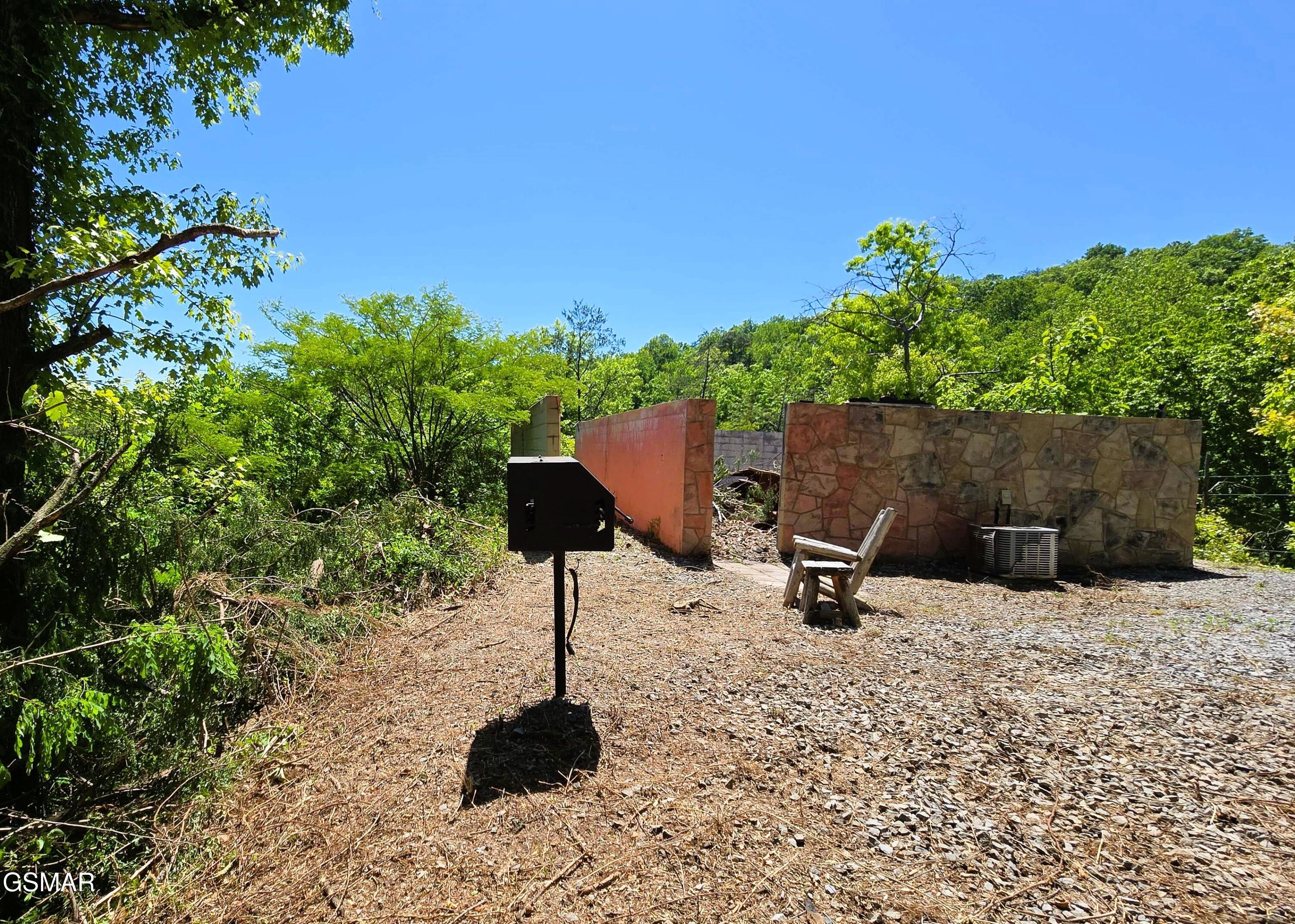 2759 Hatcher Mountain Road Sevierville TN 37862