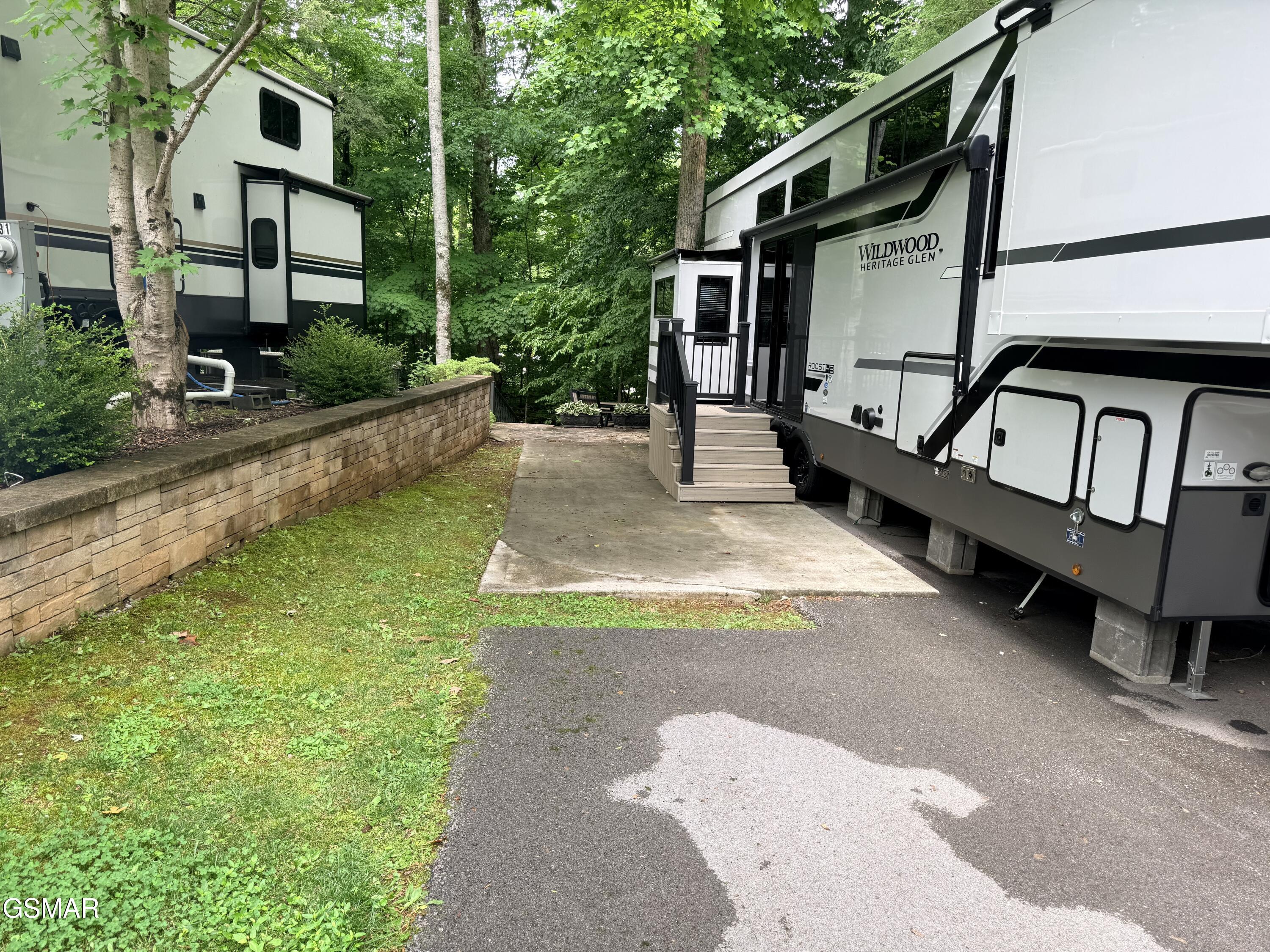 4229 E Parkway #32 Gatlinburg TN 37738