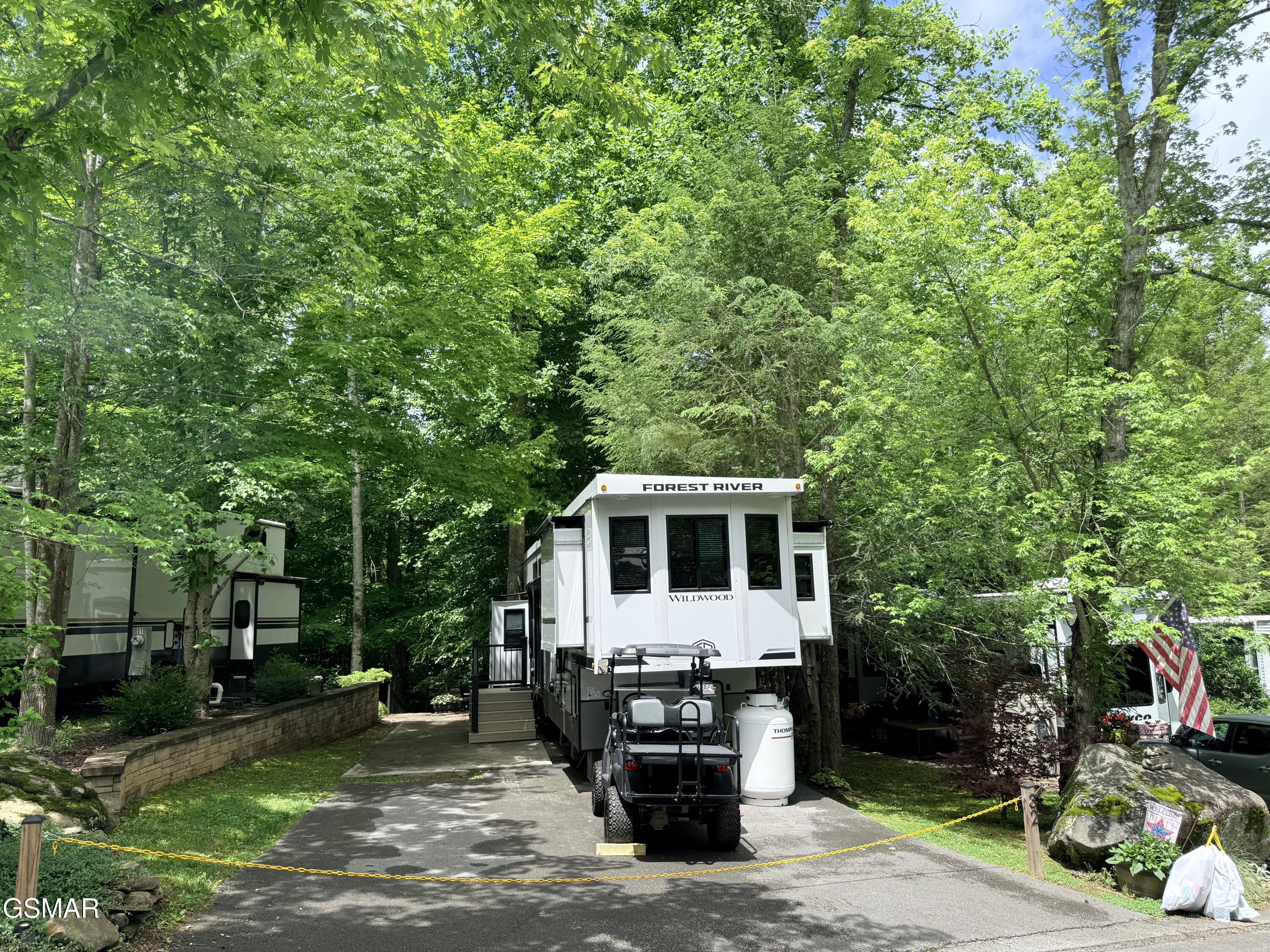 4229 E Parkway #32 Gatlinburg TN 37738