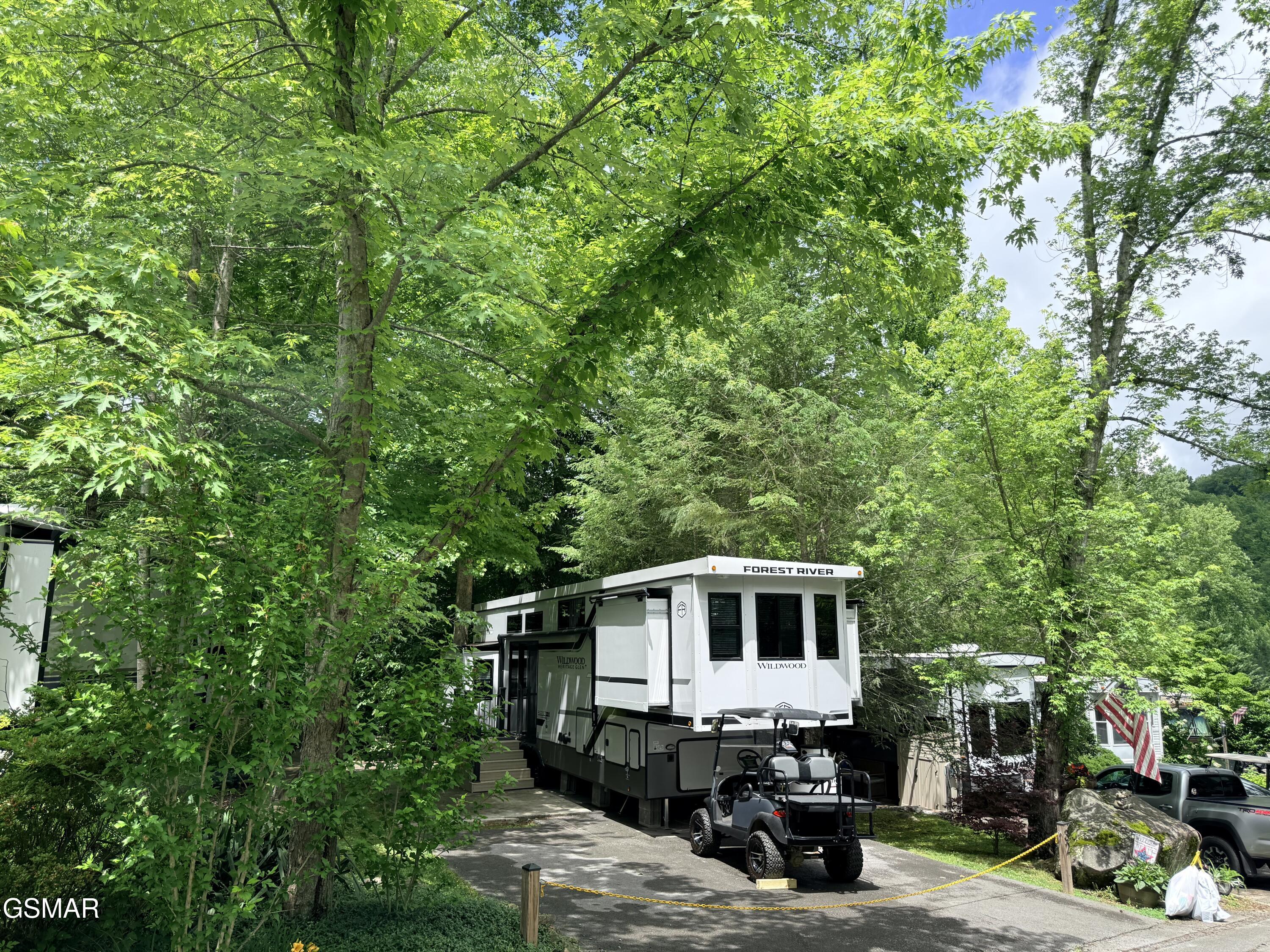 4229 E Parkway #32 Gatlinburg TN 37738