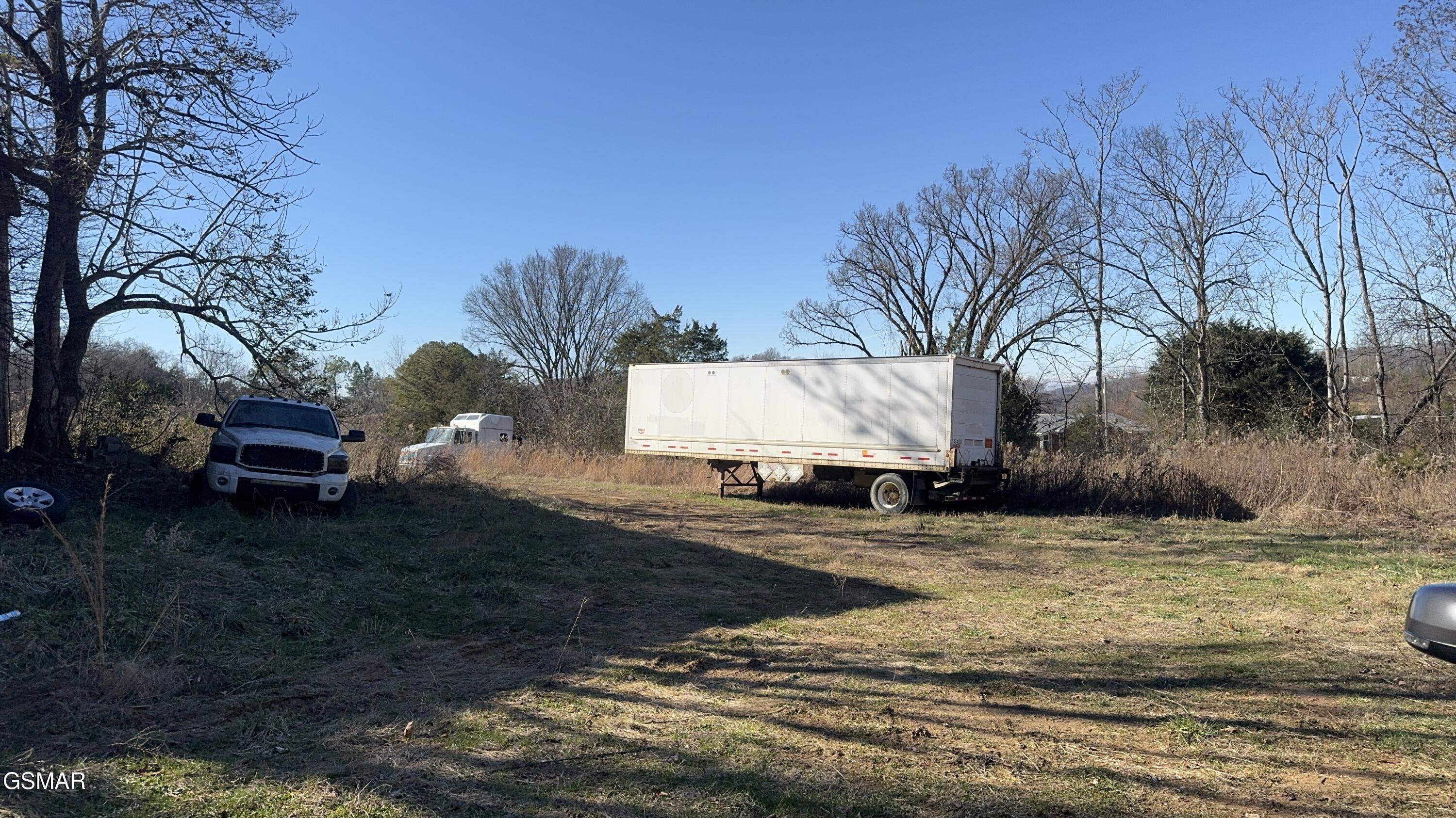 EXIT415 W Highway 25 70 Dandridge TN 37725