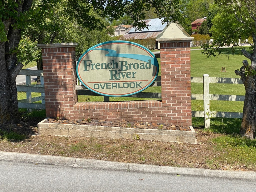Lot 38 Broad River Lane Sevierville TN 37876
