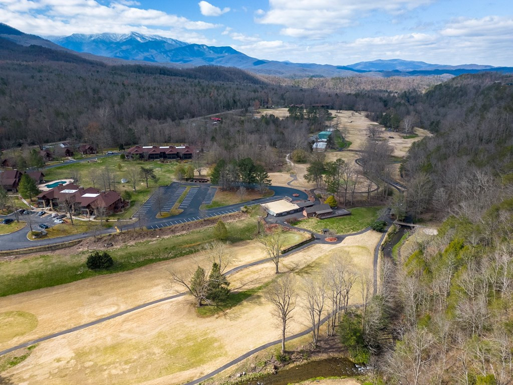 815 Red Fox Trail Gatlinburg TN 37738
