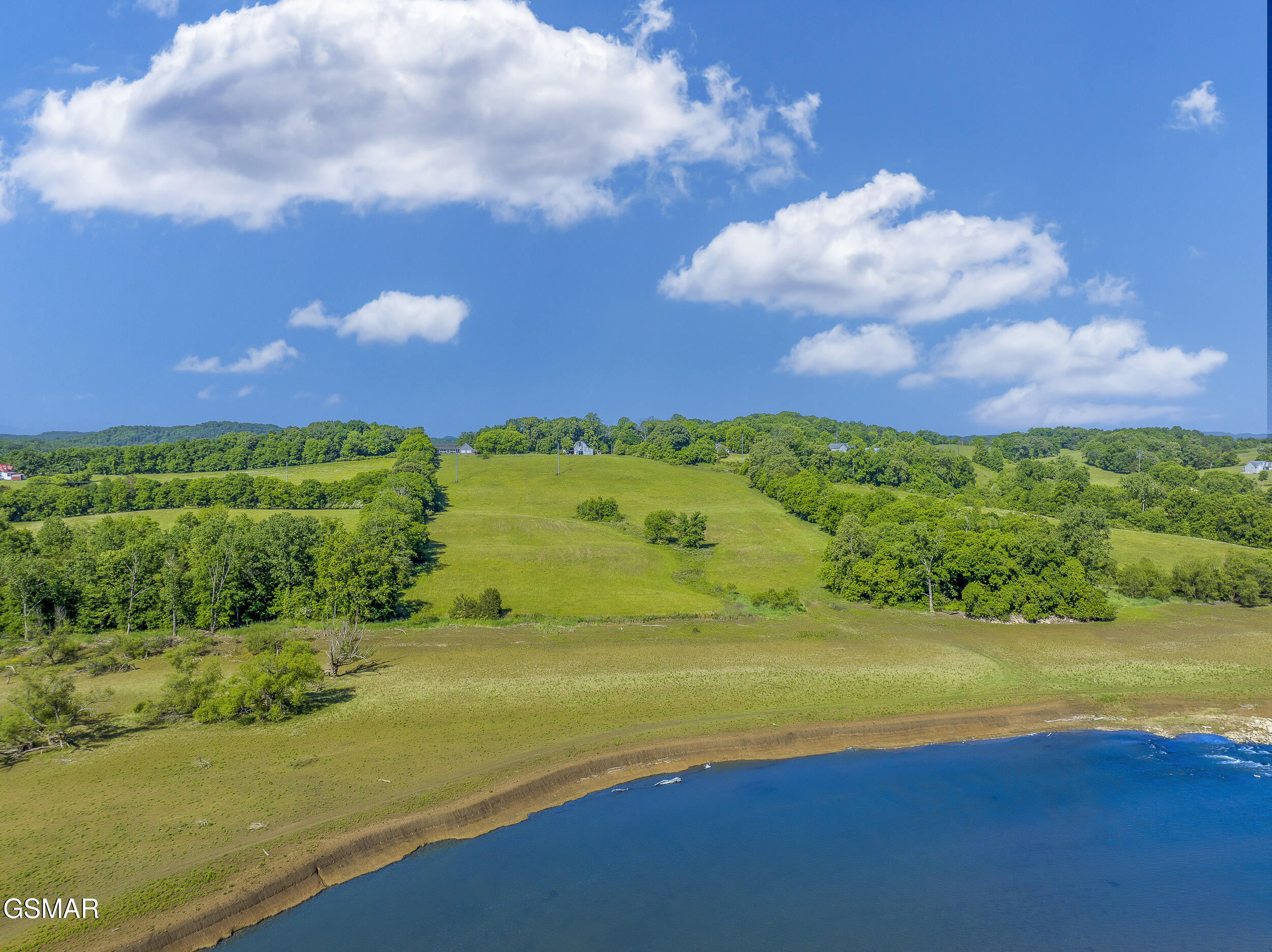 6865 Leadvale Road White Pine TN 37890