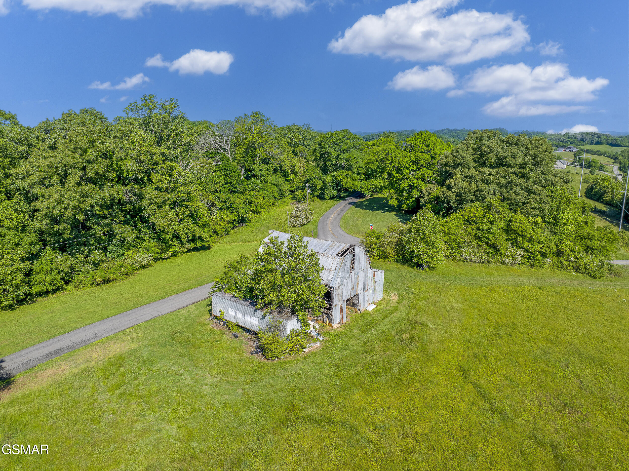 6865 Leadvale Road White Pine TN 37890