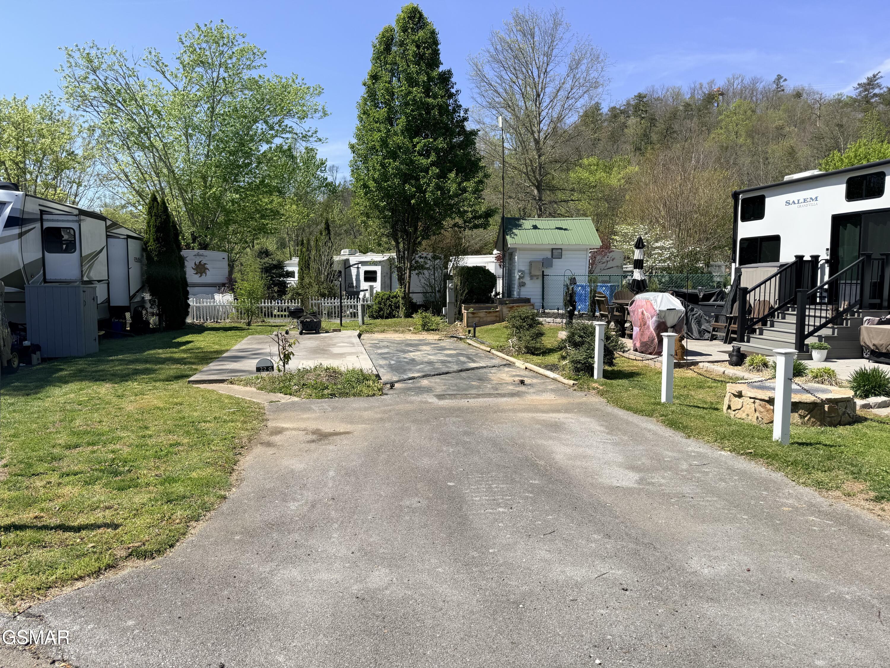 4229 E Parkway #225 Gatlinburg TN 37738