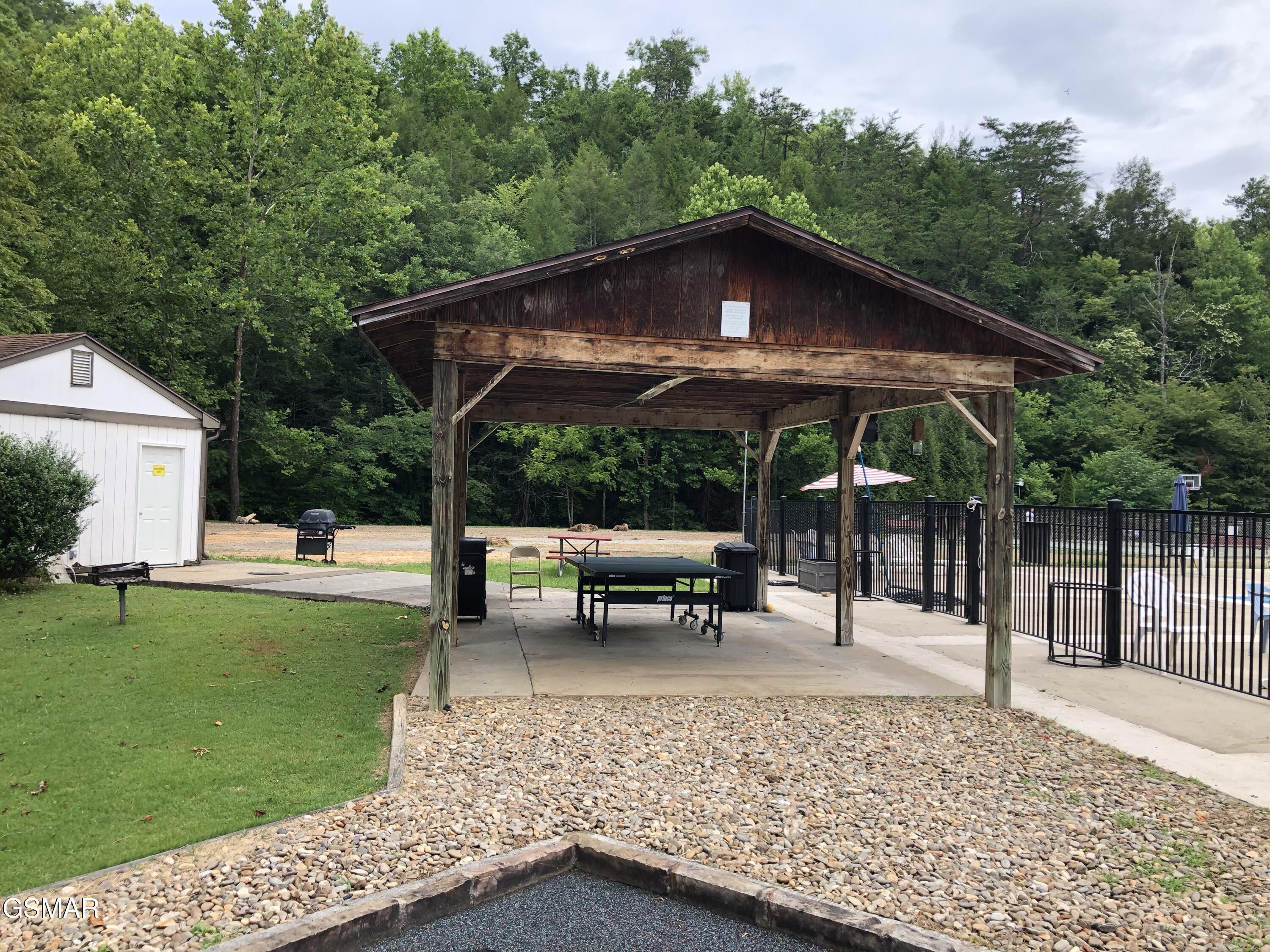 4229 E Parkway #225 Gatlinburg TN 37738