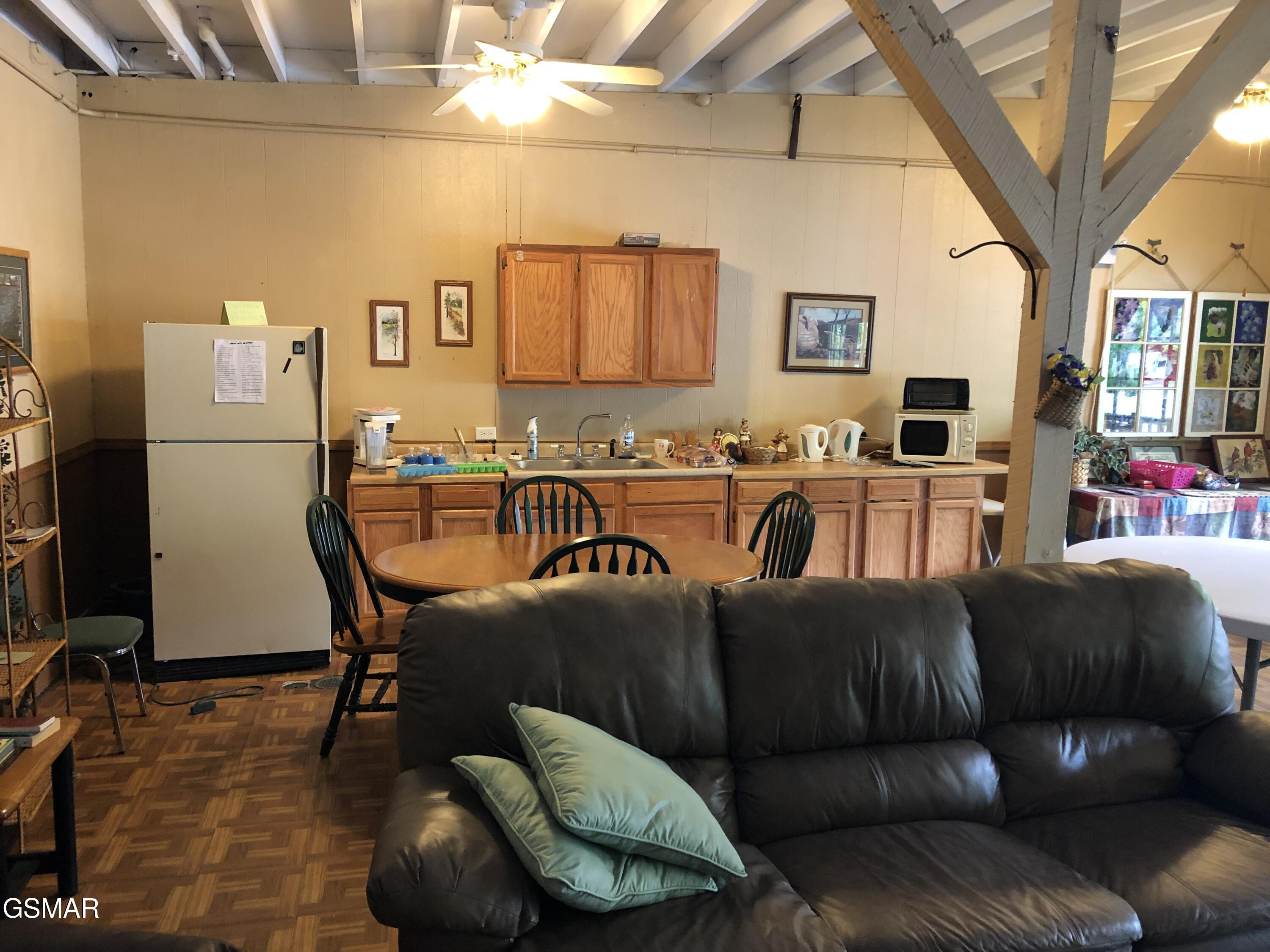 4229 E Parkway #225 Gatlinburg TN 37738