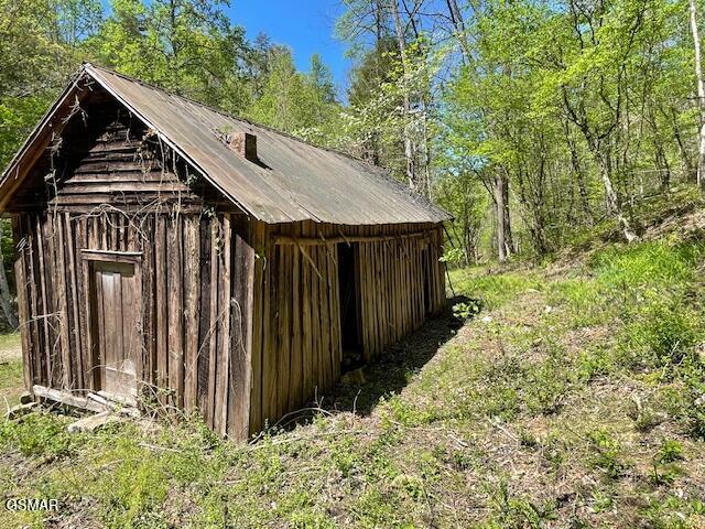 - Jason Pl / Jones Cove Road -off Sevierville TN 37876