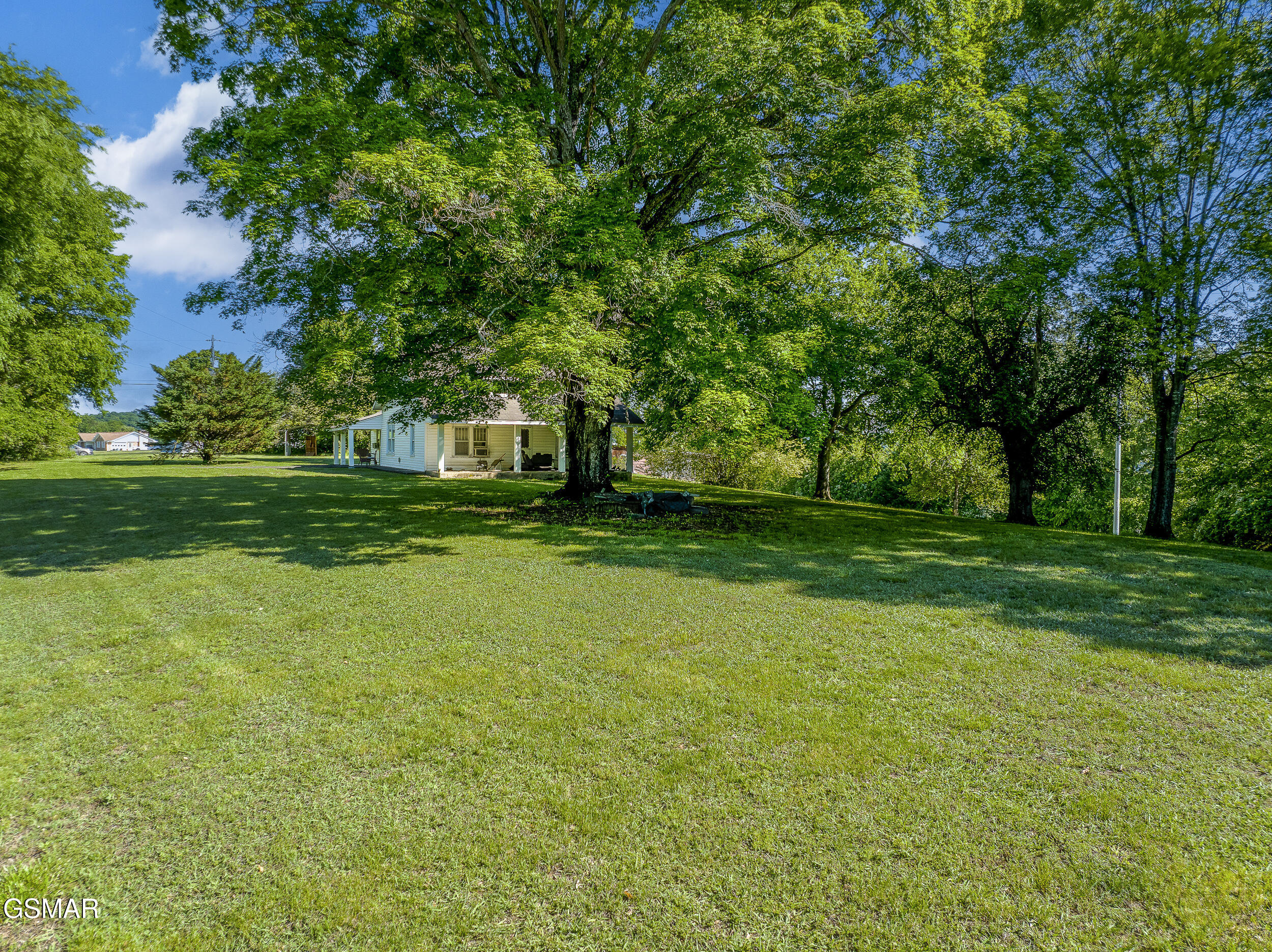 Part 3744 Leadvale Road White Pine TN 37890
