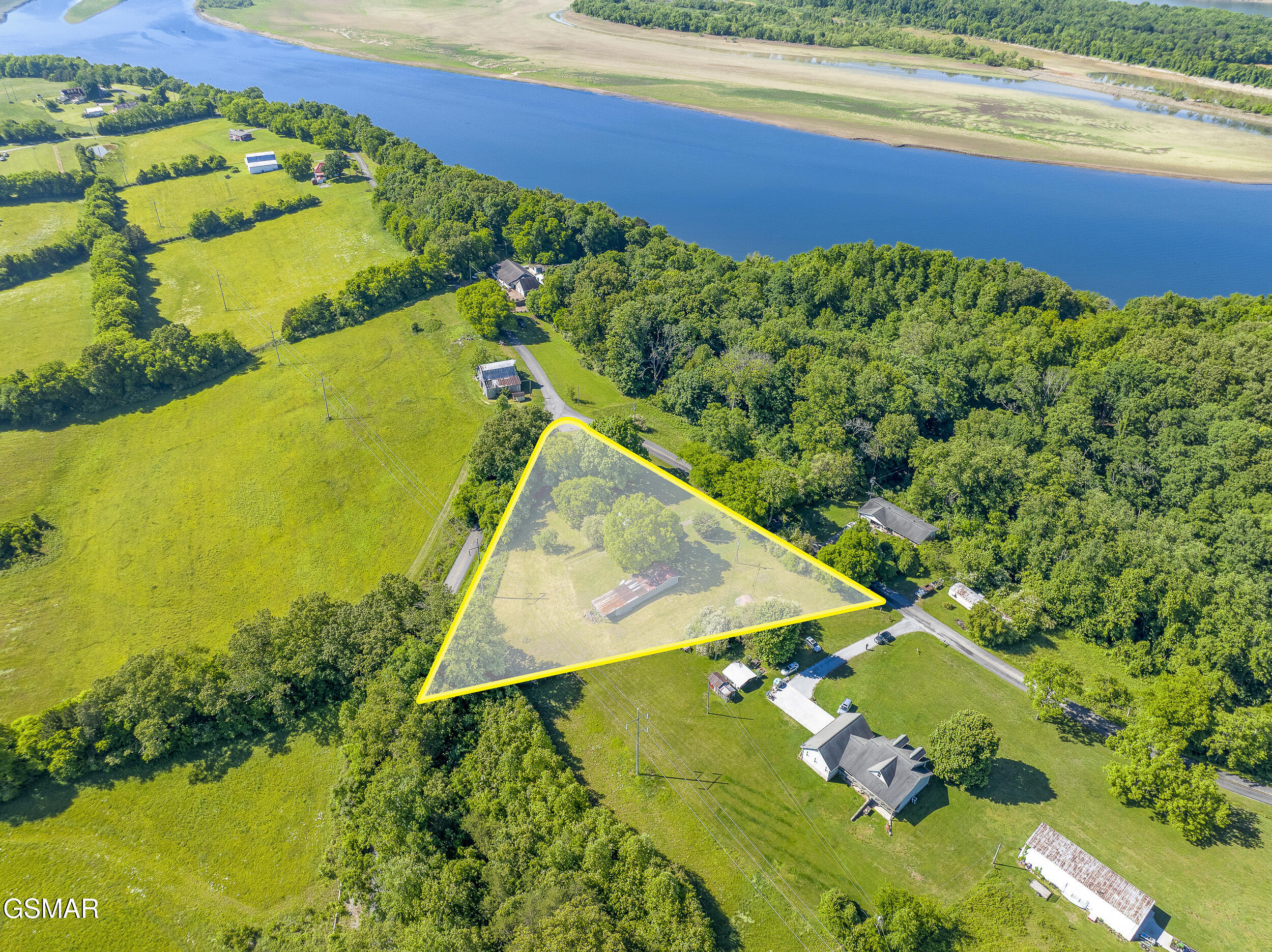 Part 3744 Leadvale Road White Pine TN 37890
