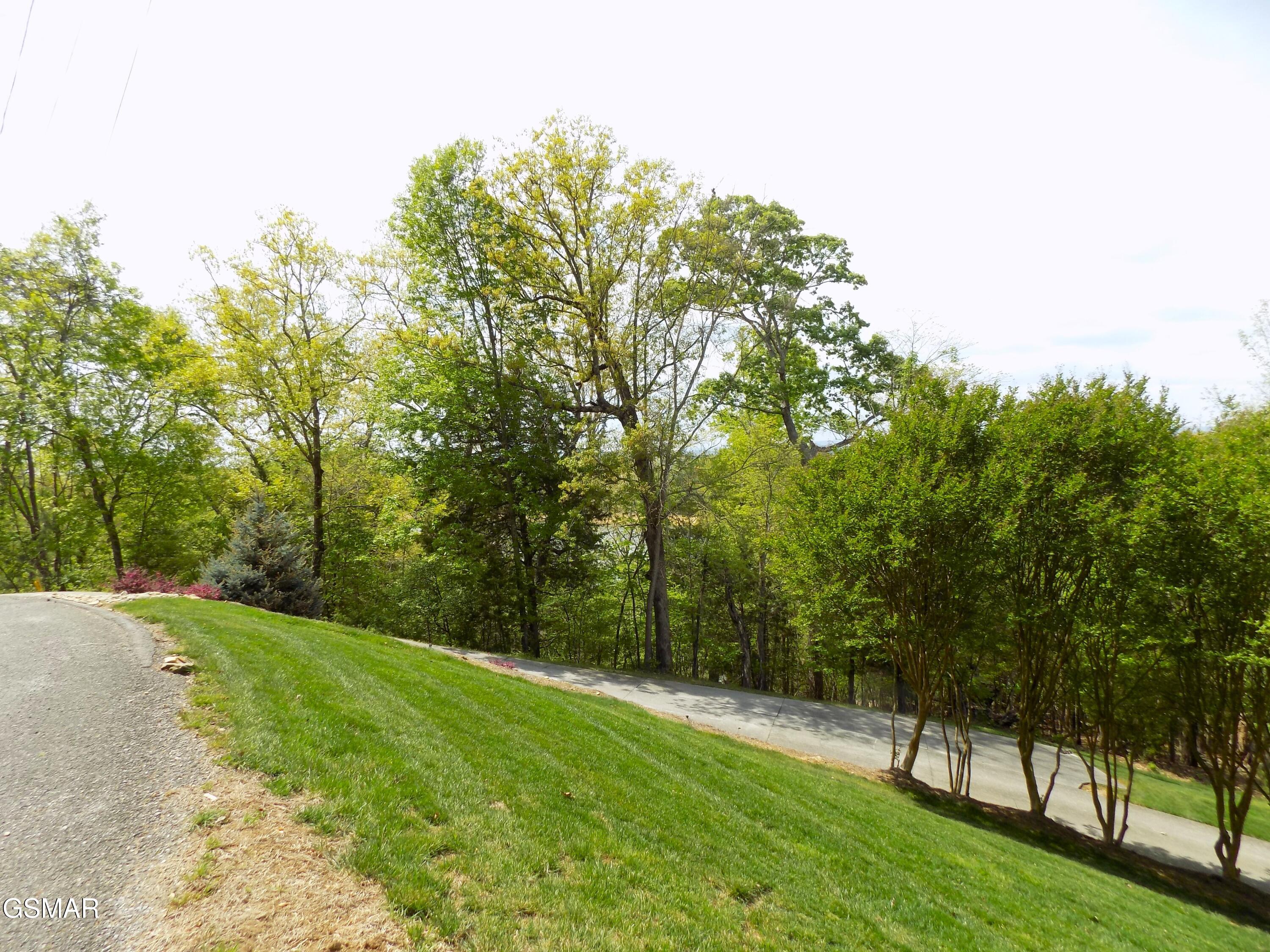 3753 Lake Point Drive Morristown TN 37814