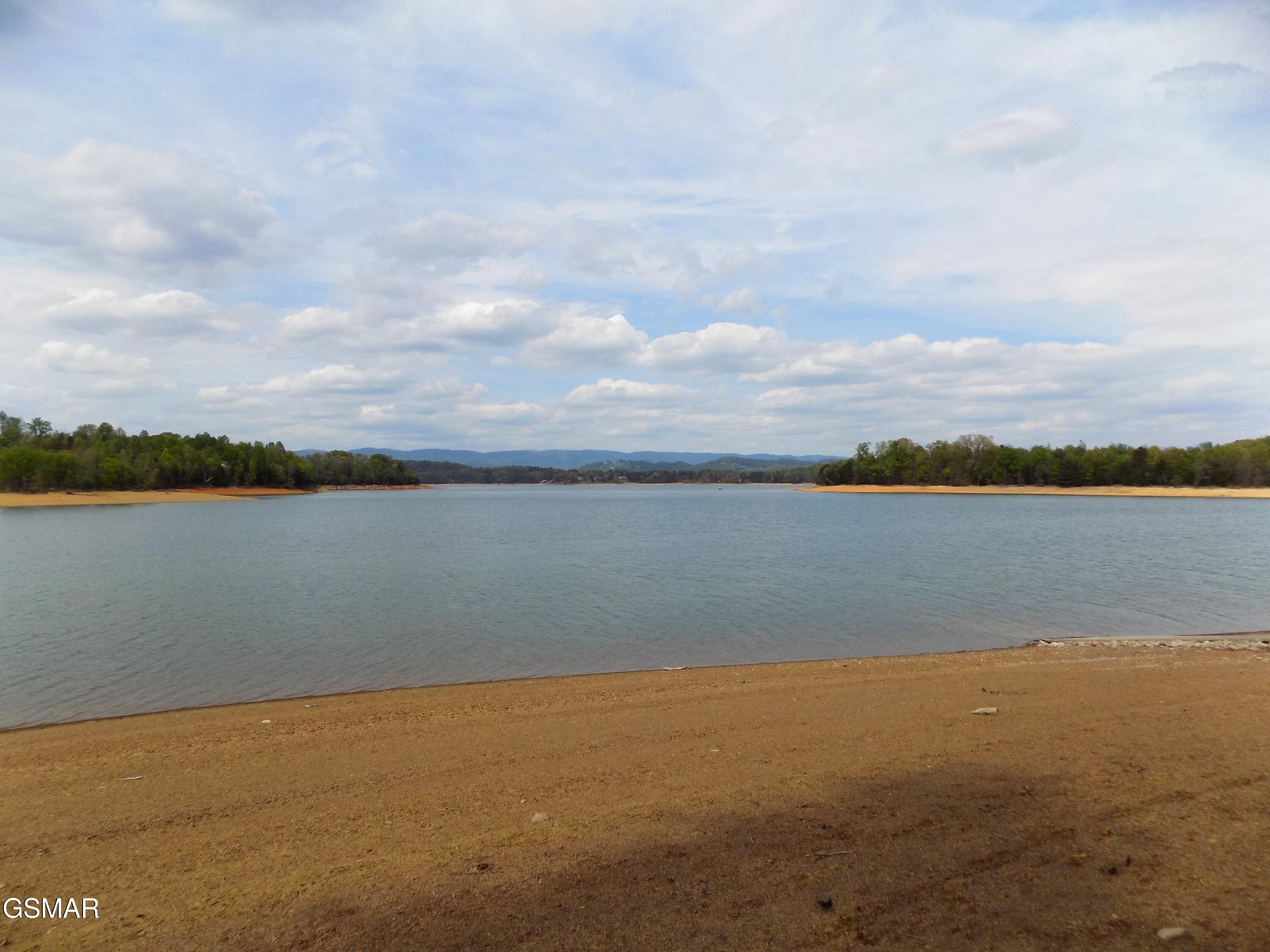 3753 Lake Point Drive Morristown TN 37814