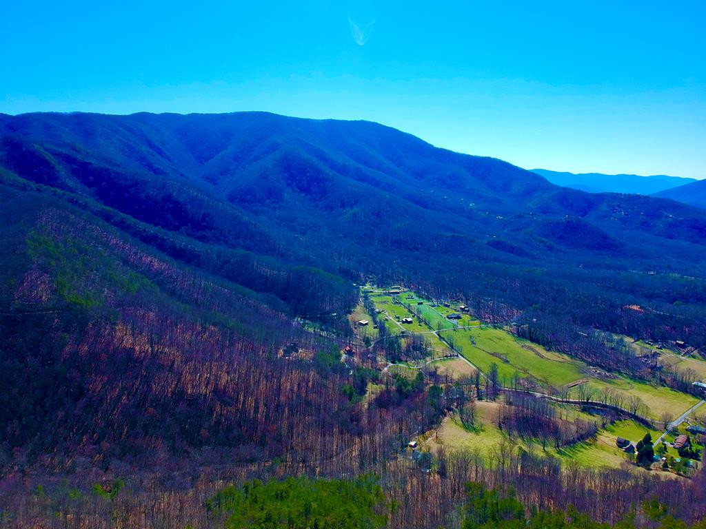 3-A Ravens Den Way Sevierville TN 37862