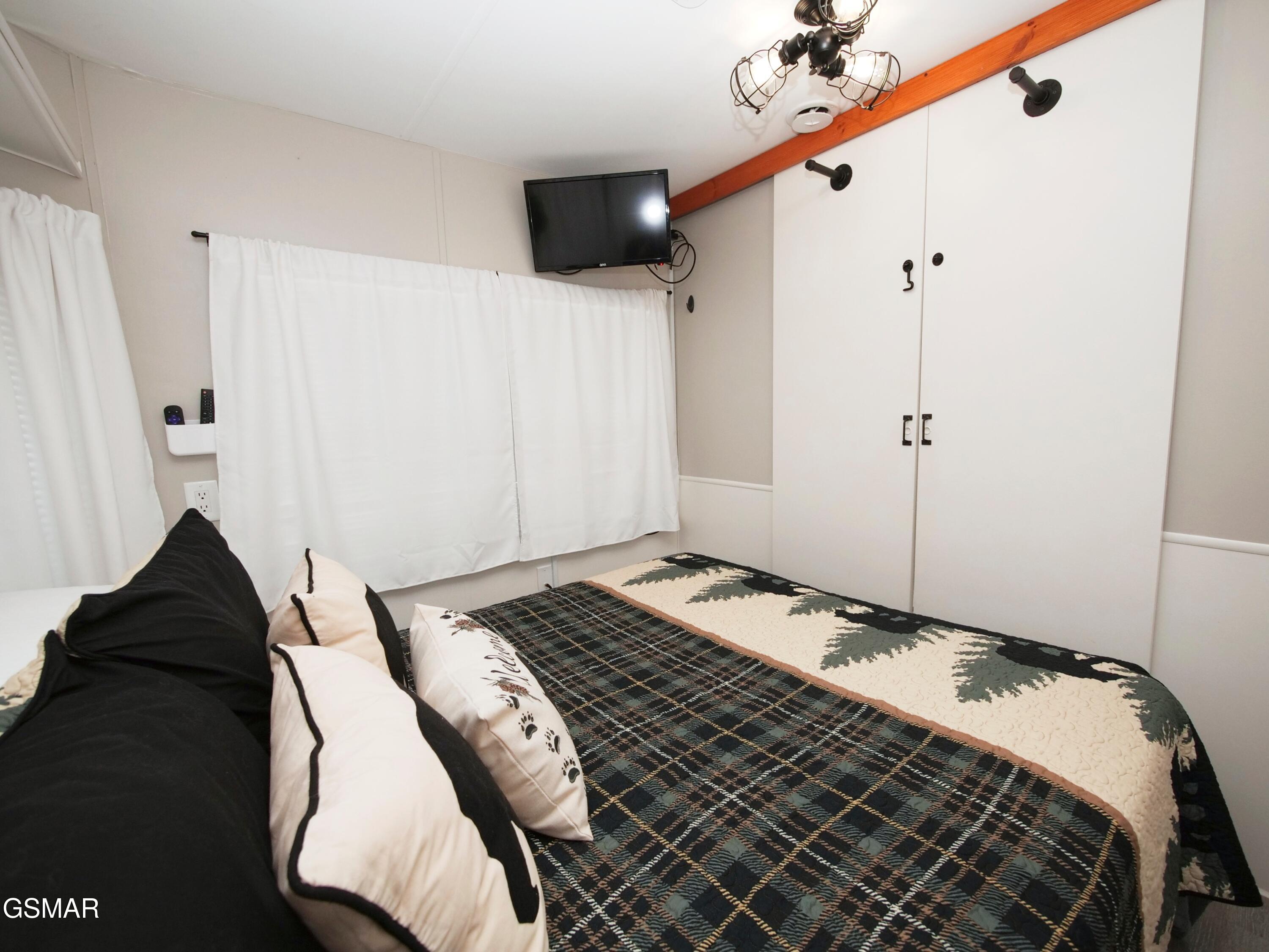 4229 E Parkway #137 Gatlinburg TN 37738