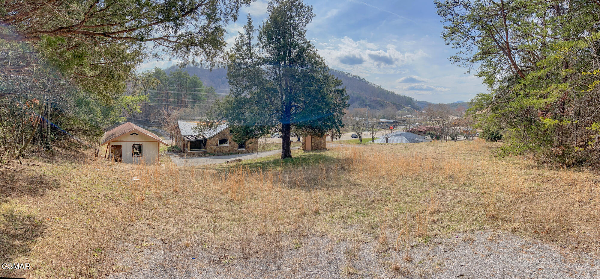 1170 Wears Valley Road Pigeon Forge TN 37863