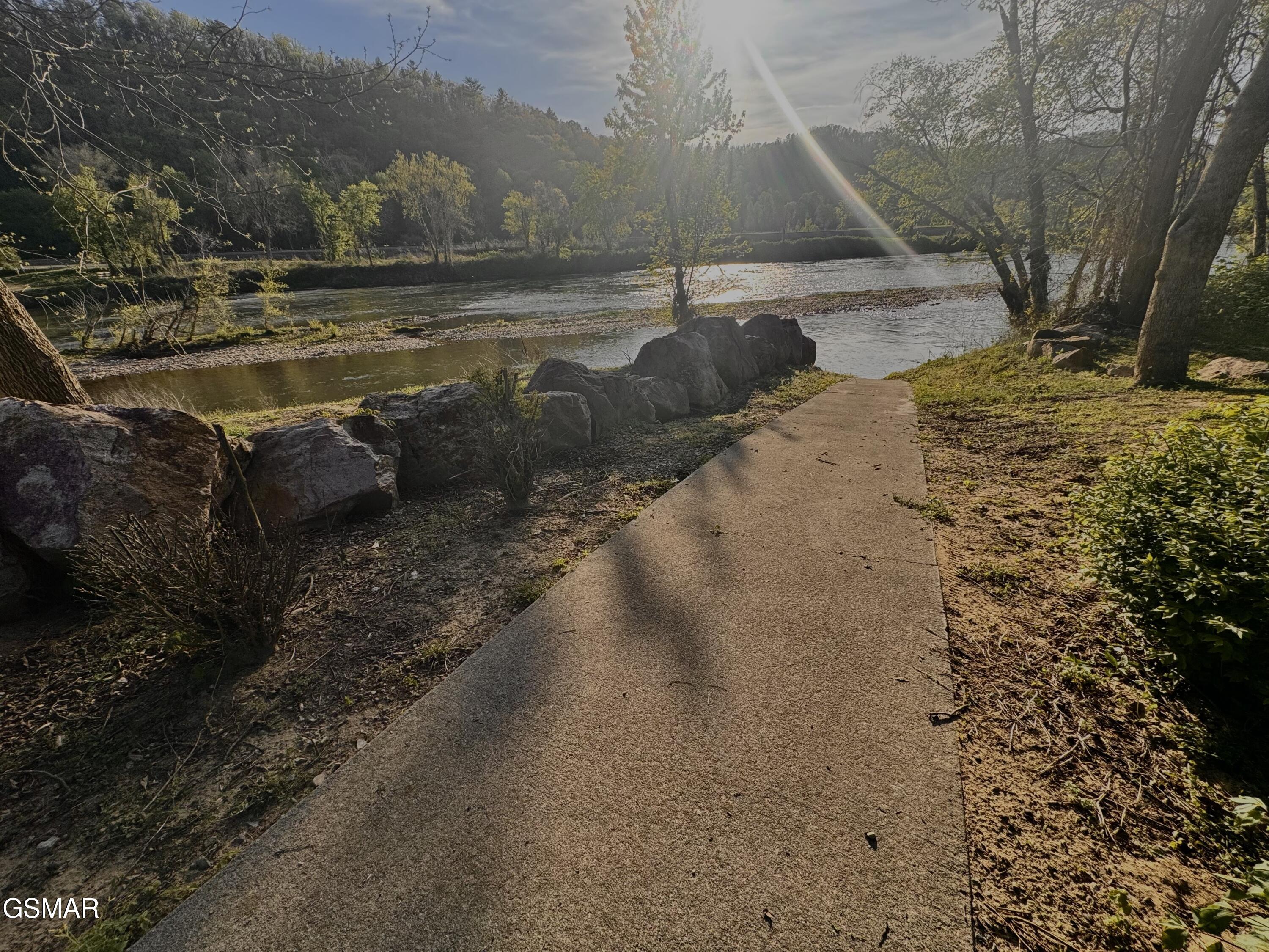 Lot 35r River Rapids Way Del Rio TN 37727