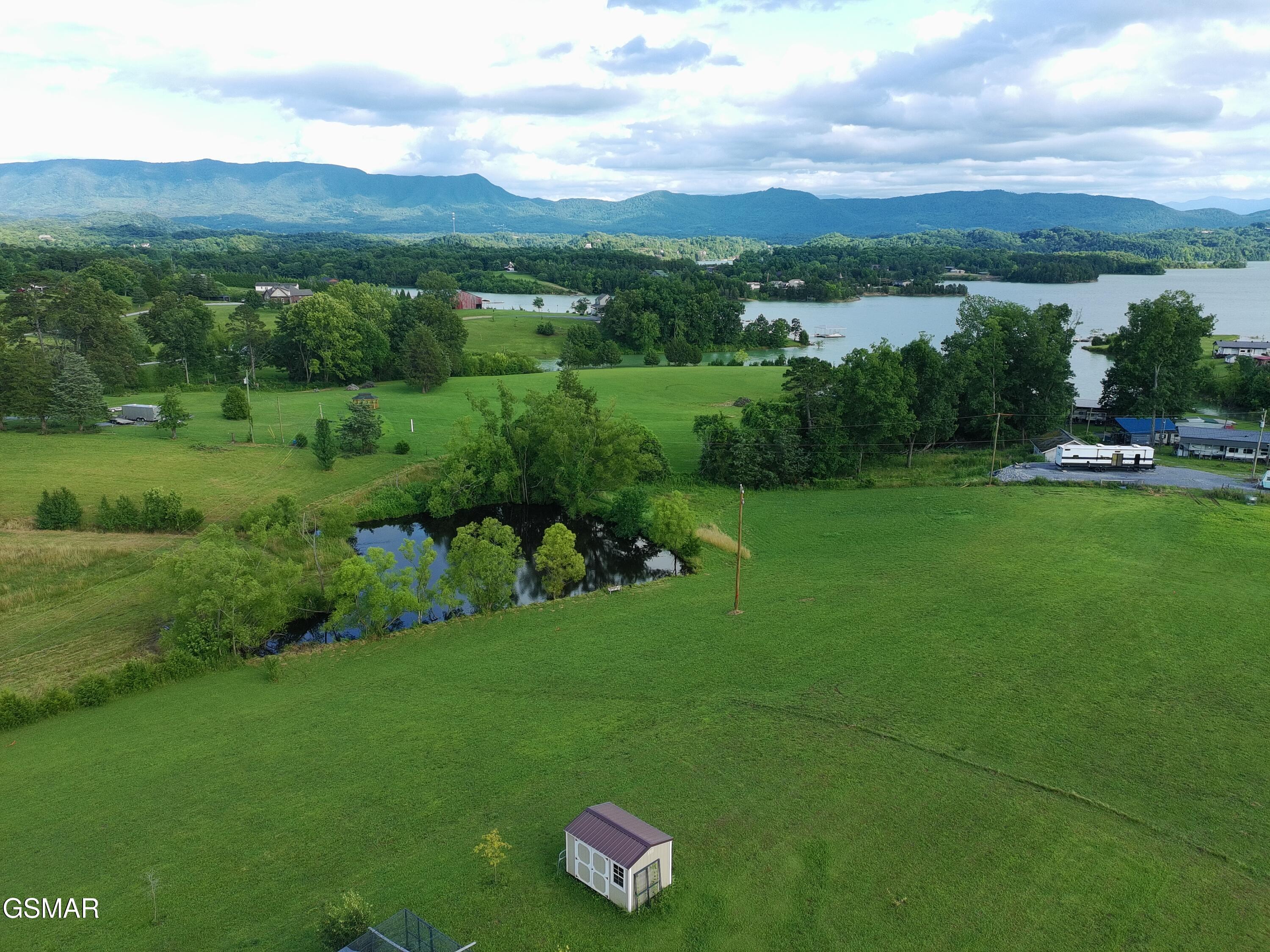 Lot 3 Chestnut Hill Road Dandridge TN 37725