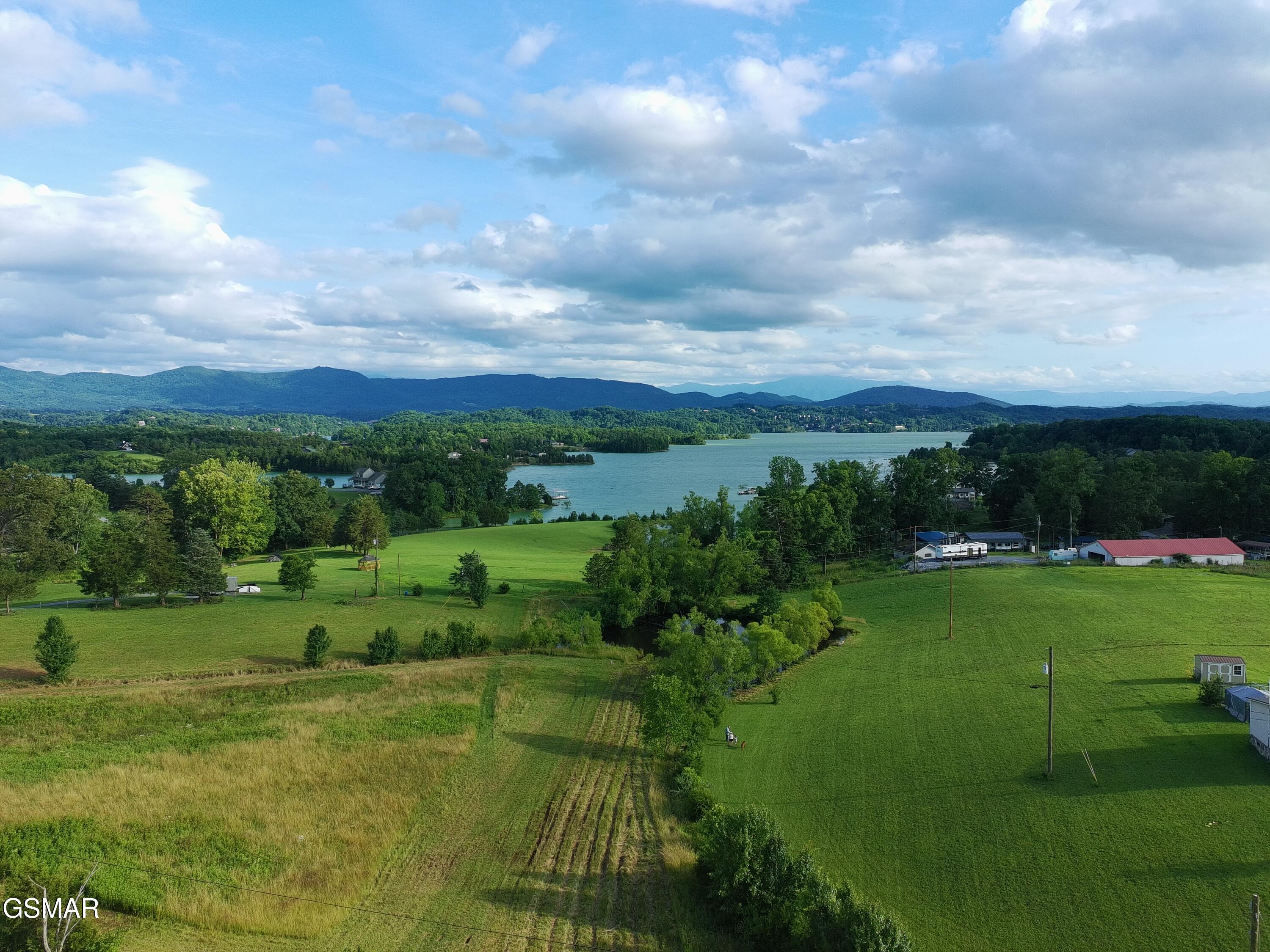 Lot 3 Chestnut Hill Road Dandridge TN 37725