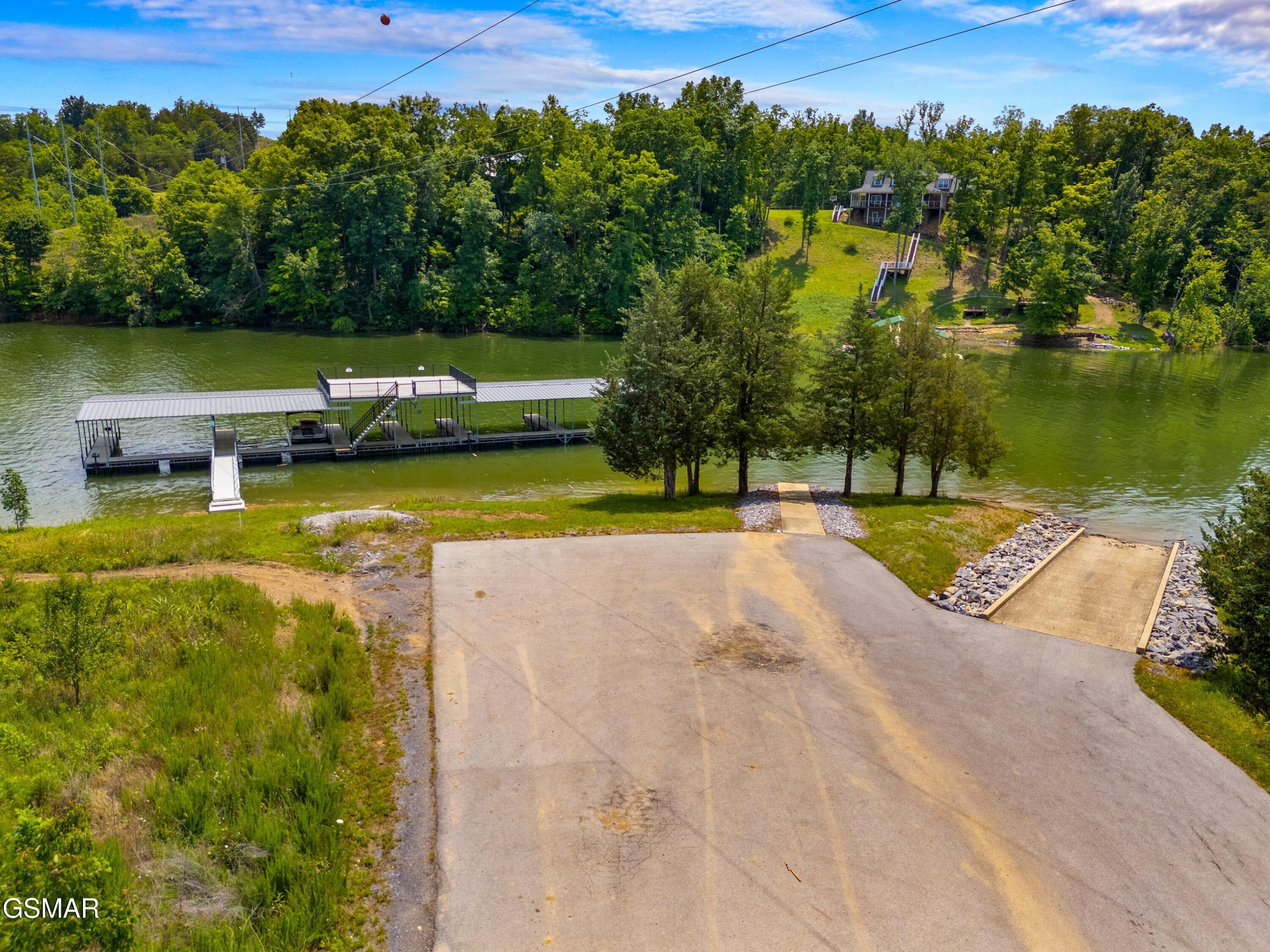 1530 Waterside Cove Drive Dandridge TN 37725