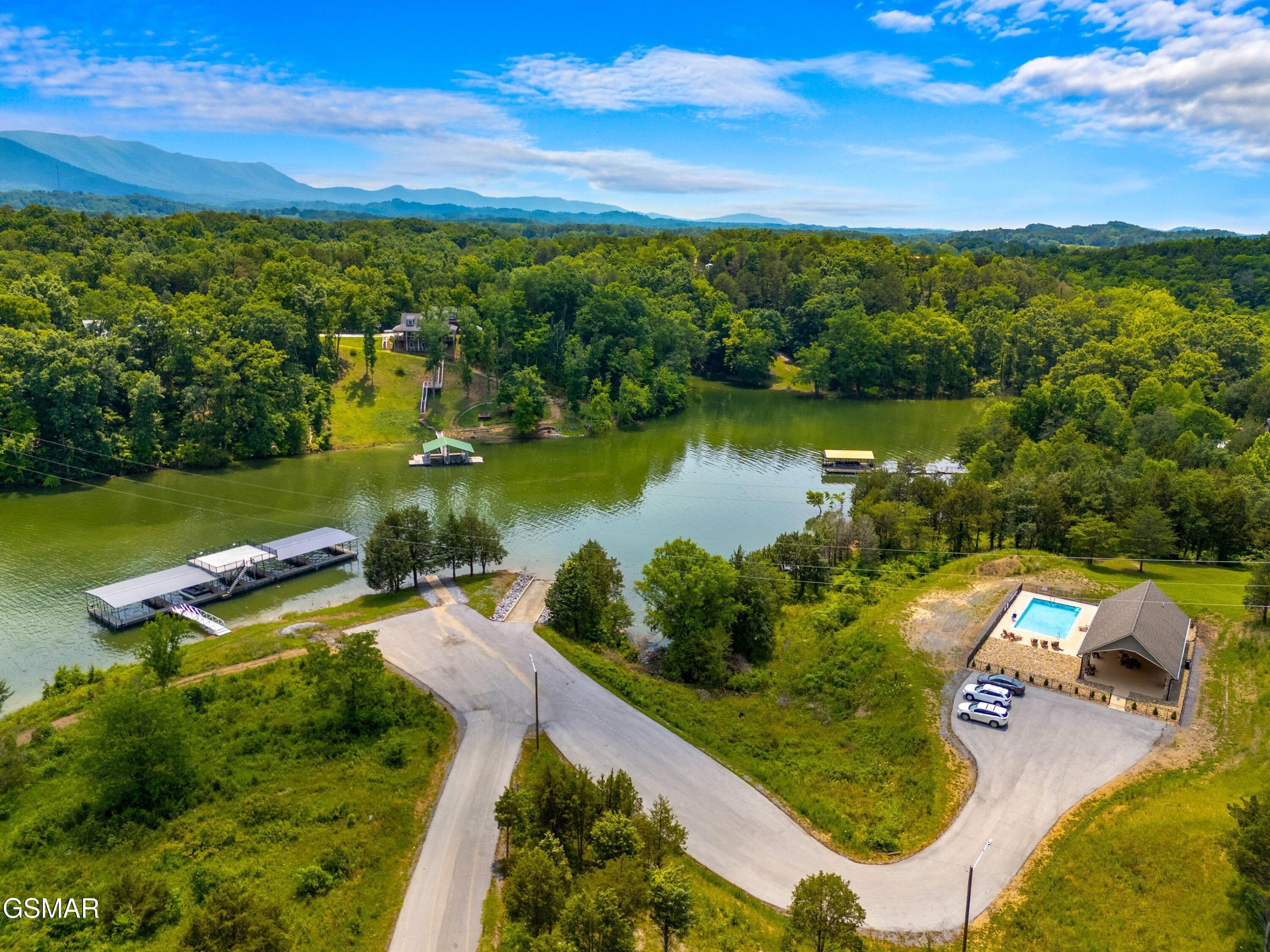 1530 Waterside Cove Drive Dandridge TN 37725