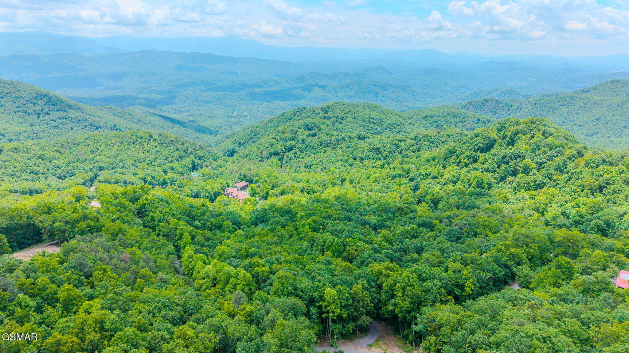 1038 Clingmans View Sevierville TN 37876