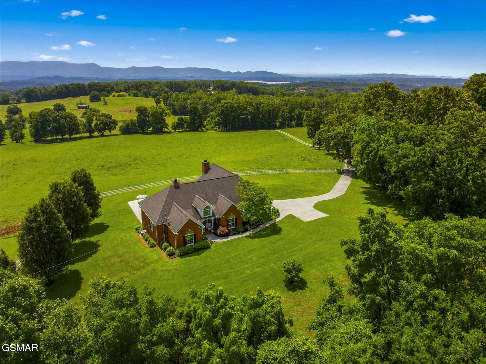 789 Tennessee 92 Dandridge TN 37725