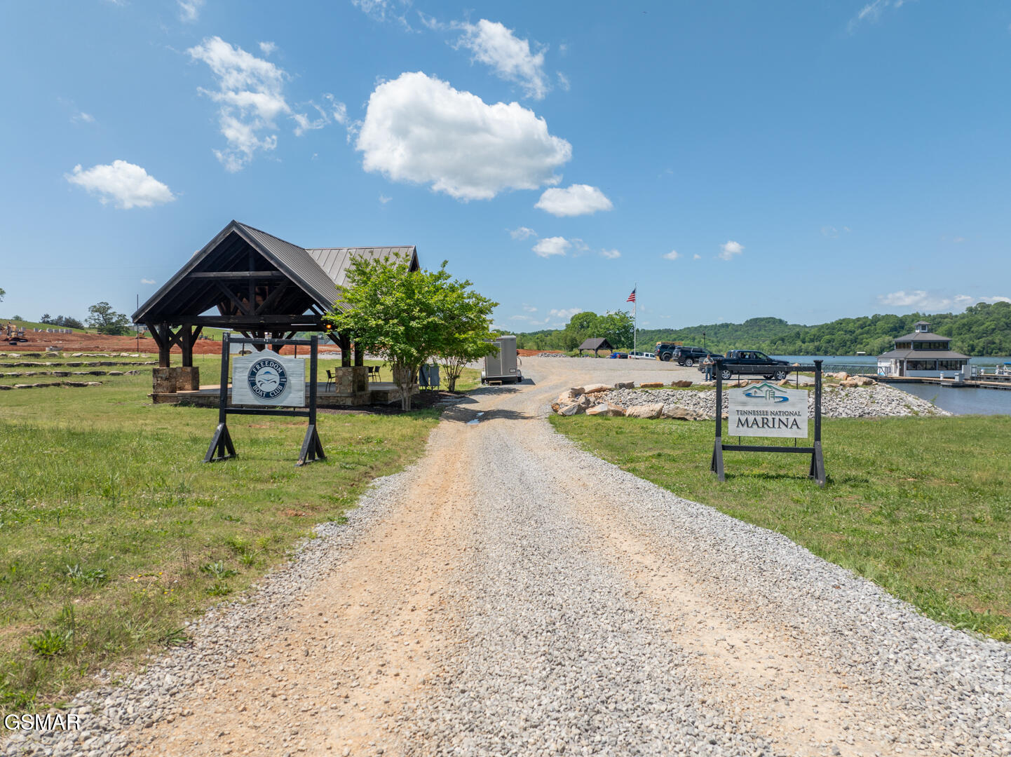 203 Flip Flop Way Loudon TN 37774