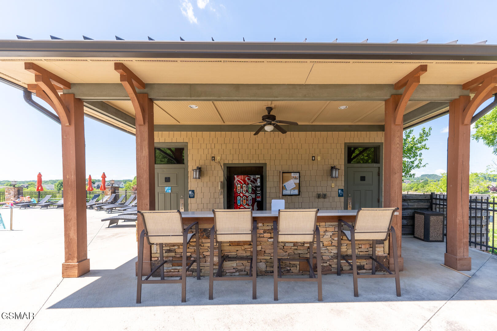203 Flip Flop Way Loudon TN 37774